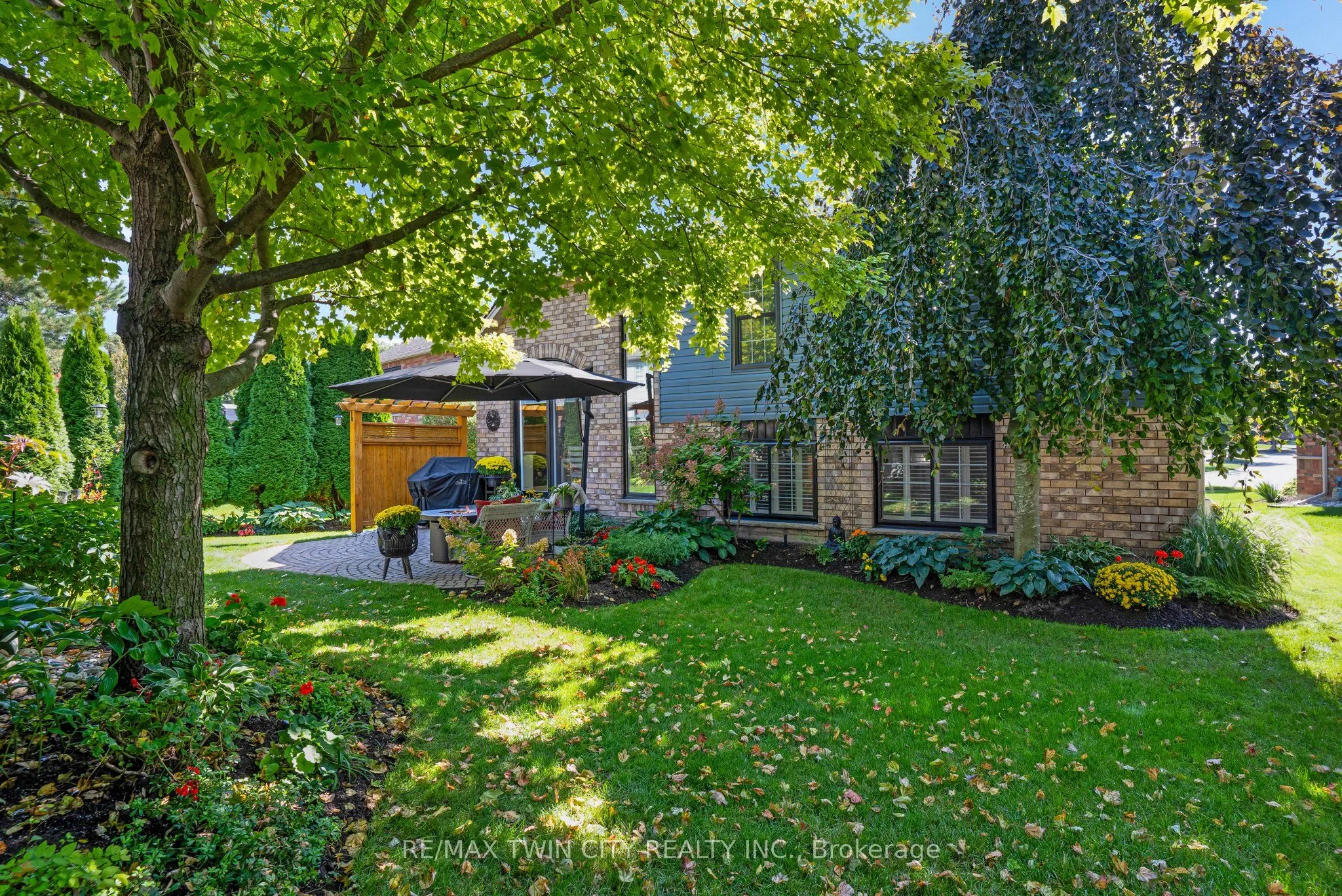 43 MacDonald Crescent