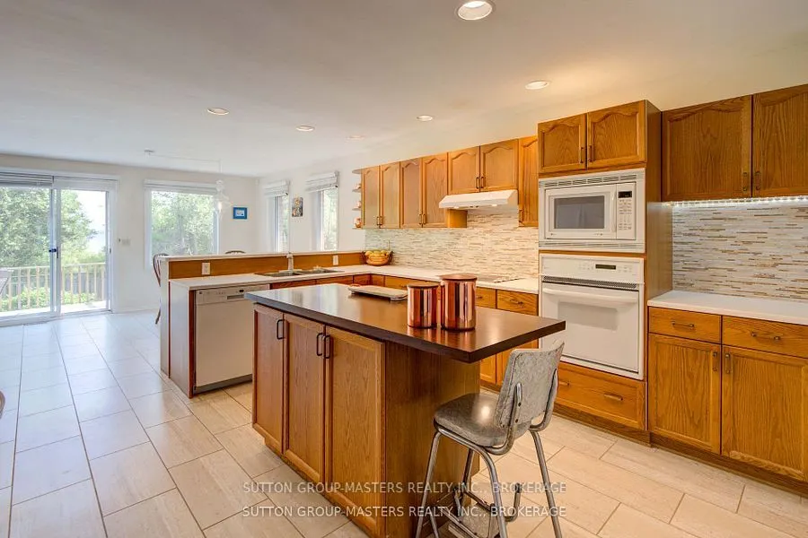 47 Bayshore Drive
