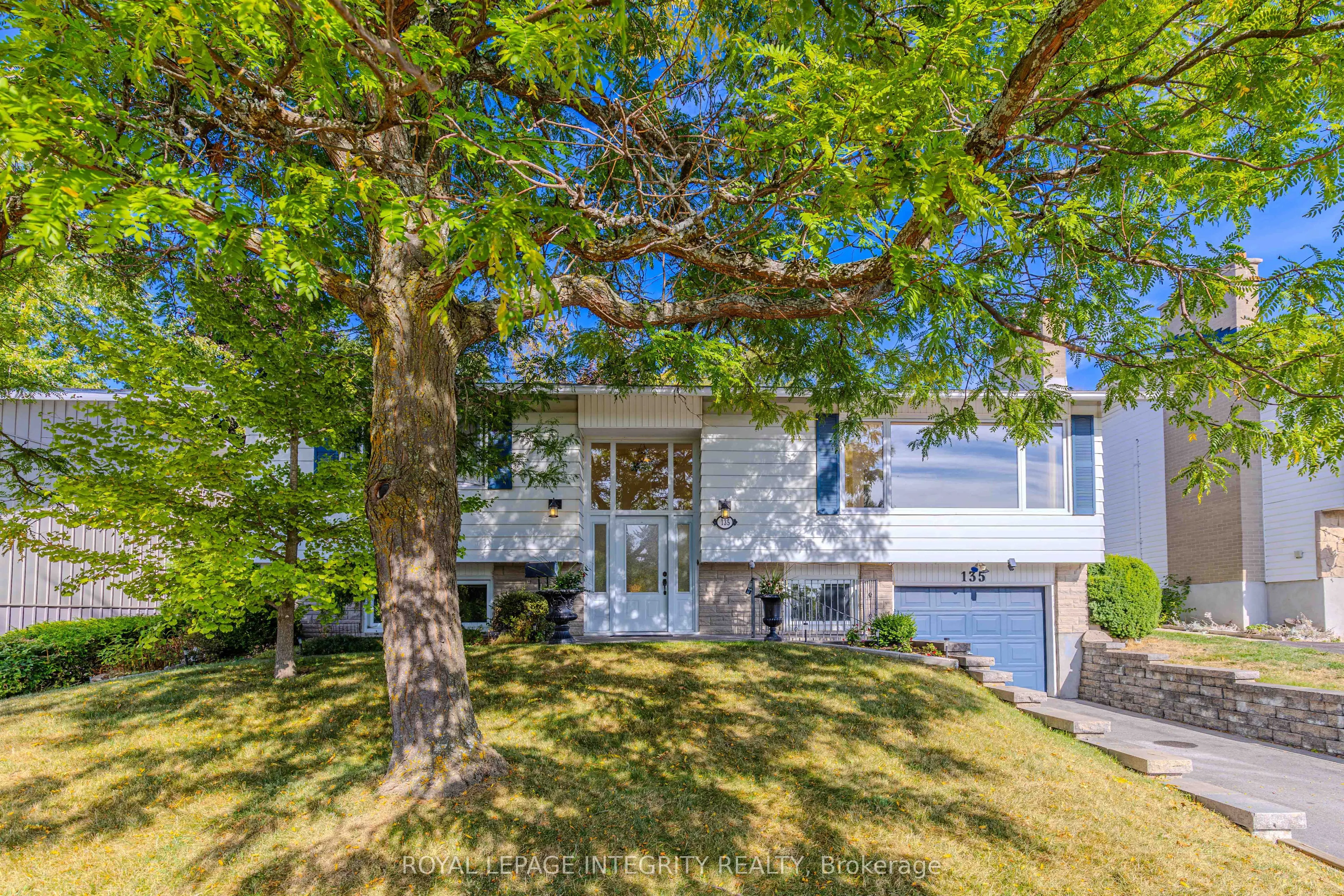 135 Desmond Avenue