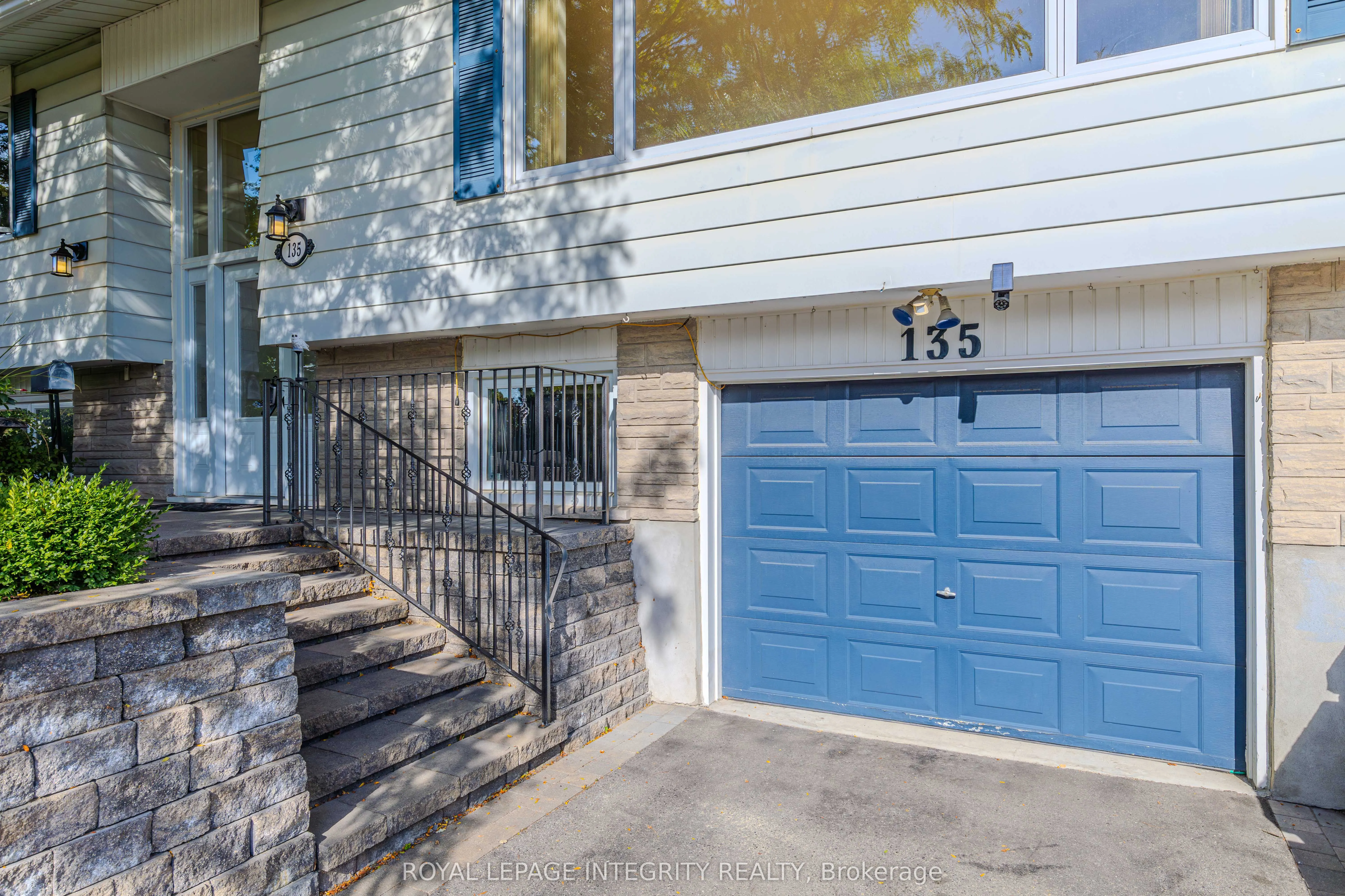 135 Desmond Avenue