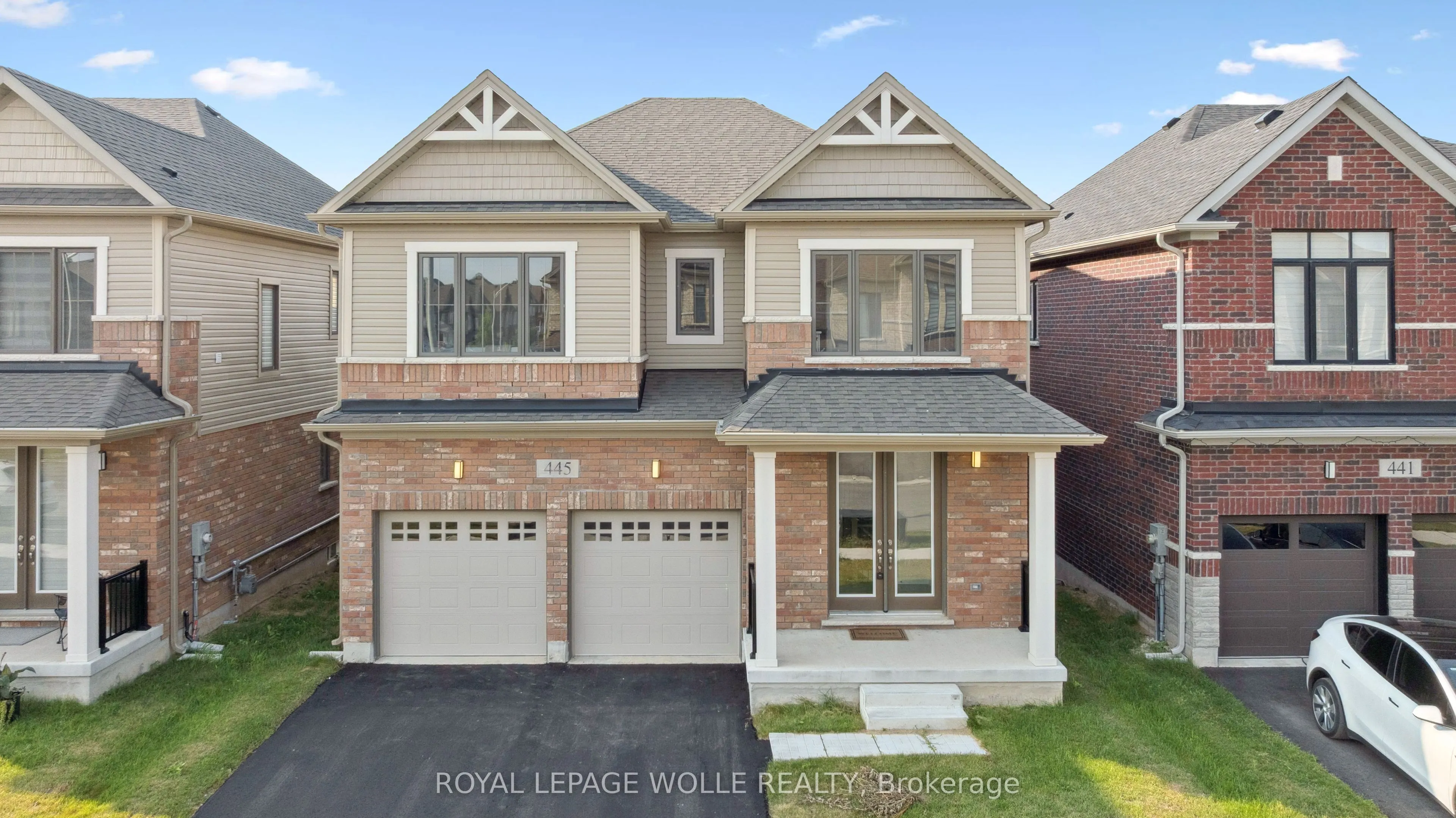 445 Robert Woolner Street