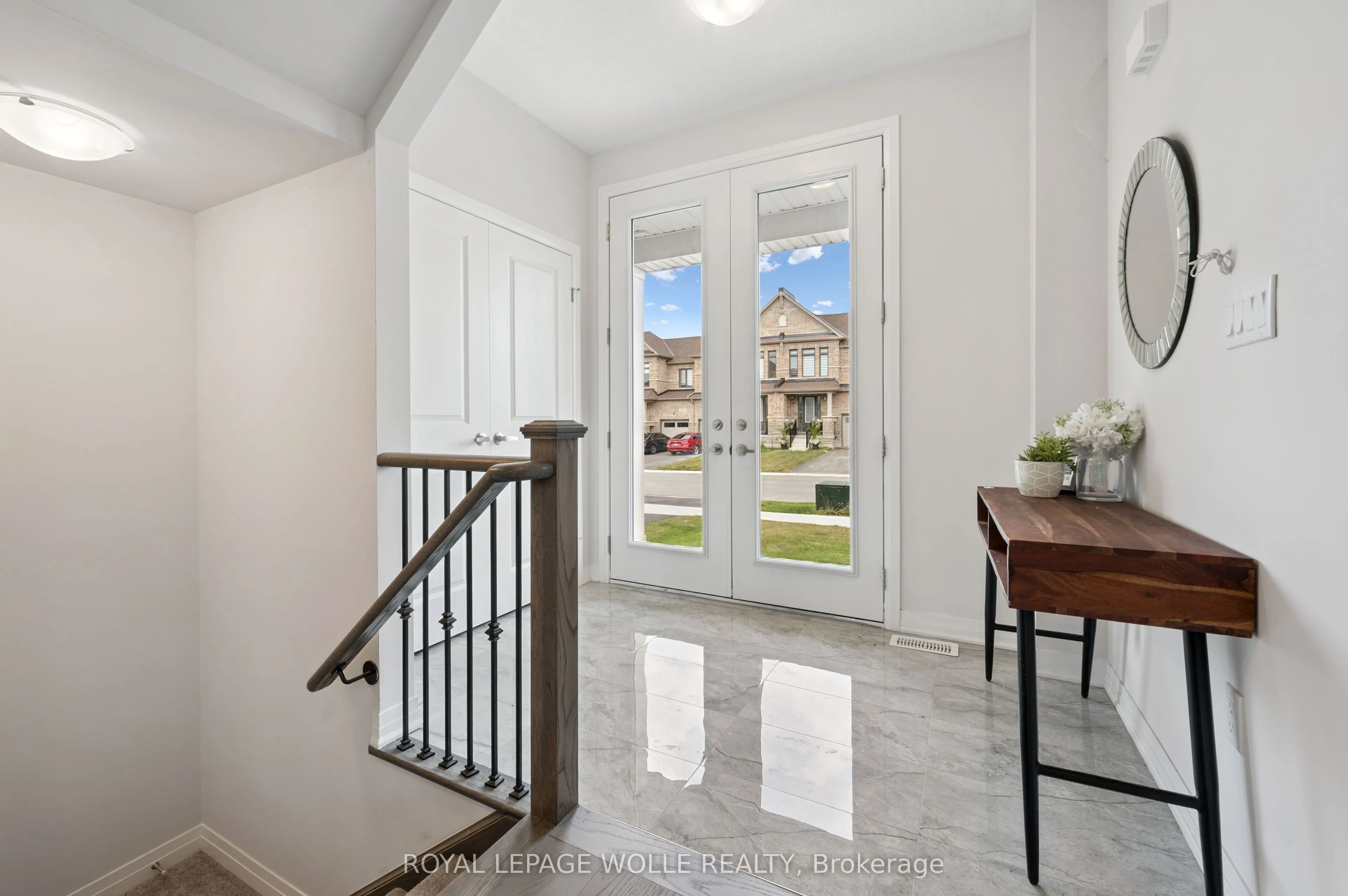 445 Robert Woolner Street