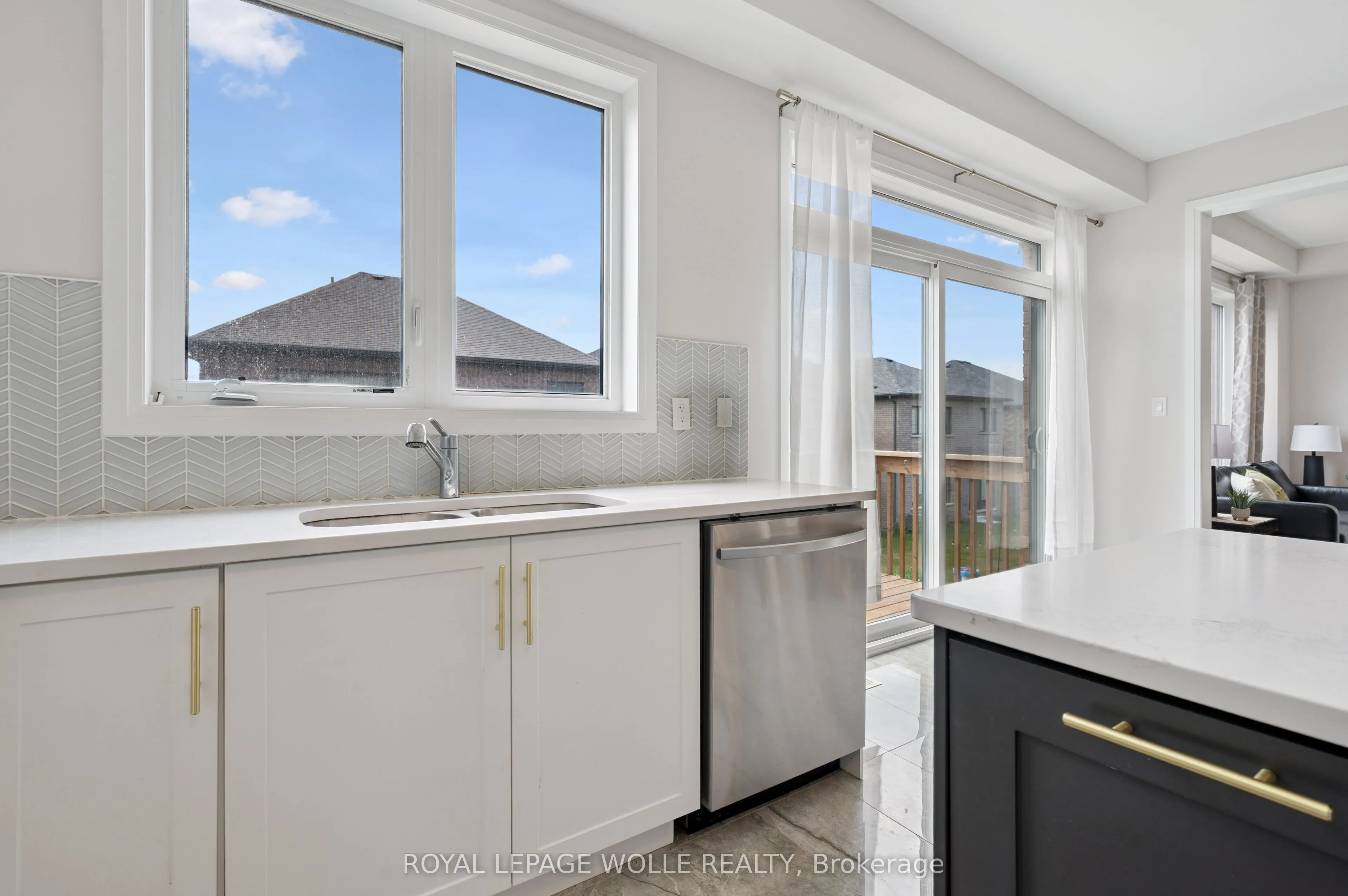 445 Robert Woolner Street