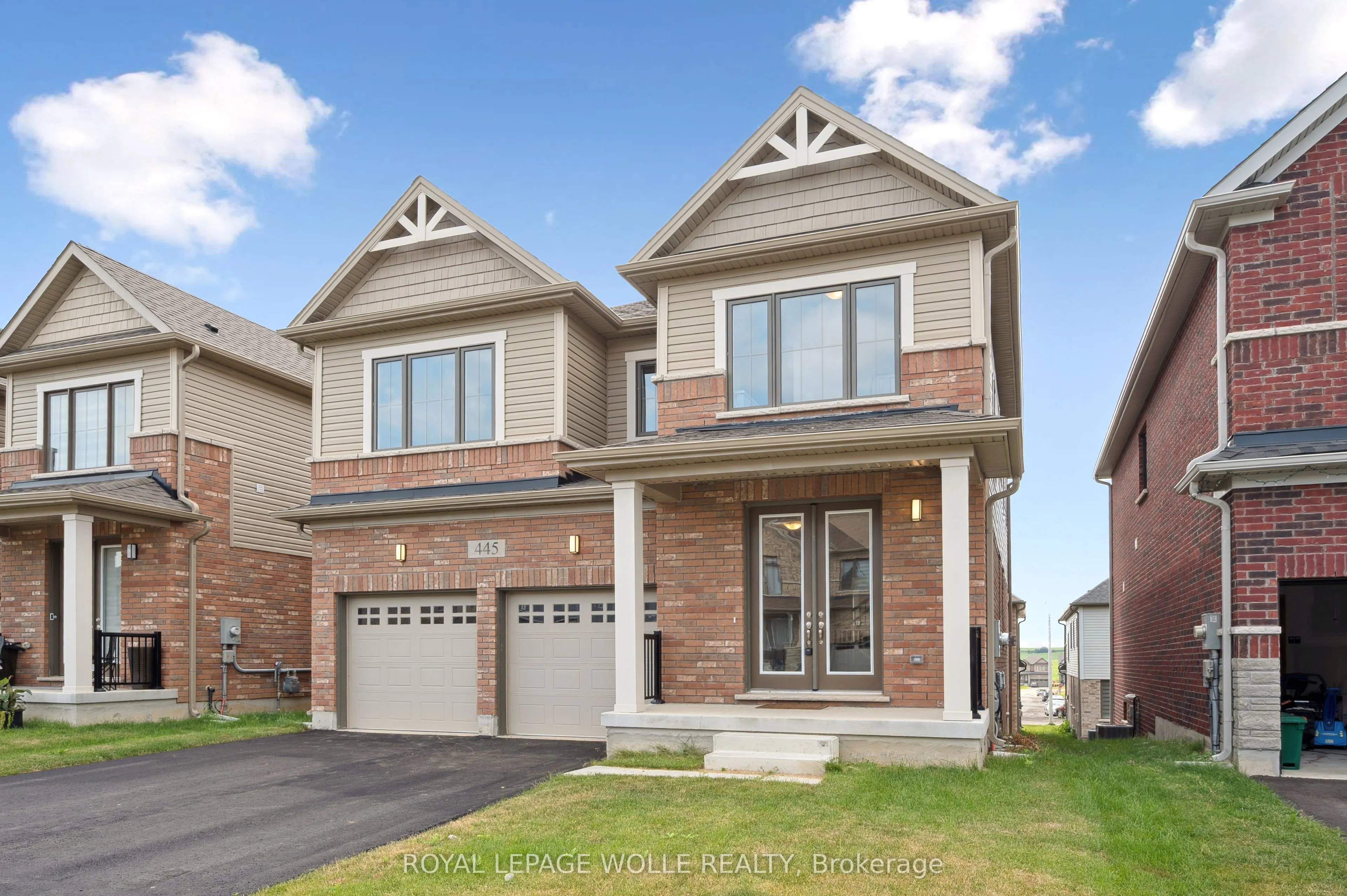 445 Robert Woolner Street