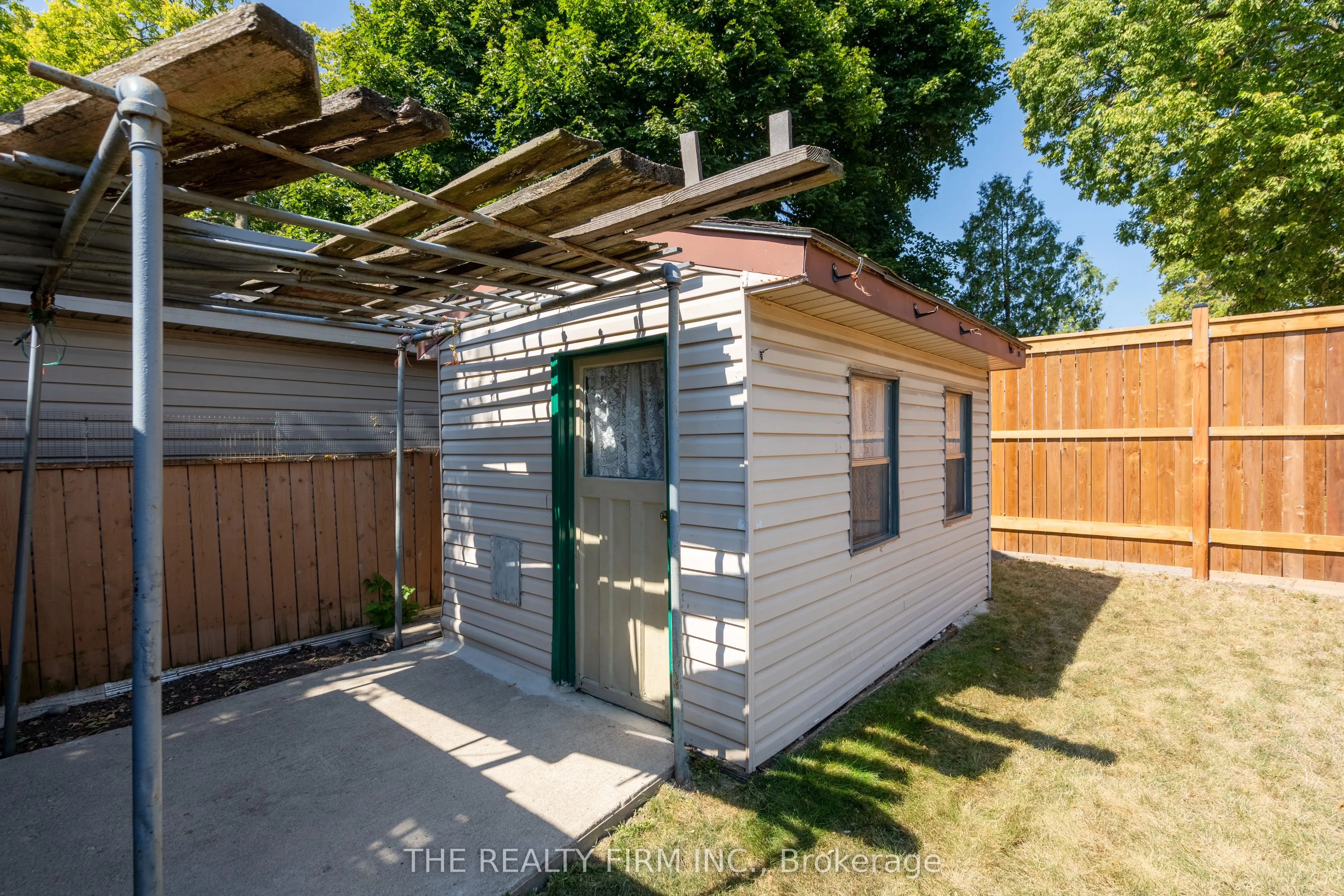 1118 Trafalgar Street
