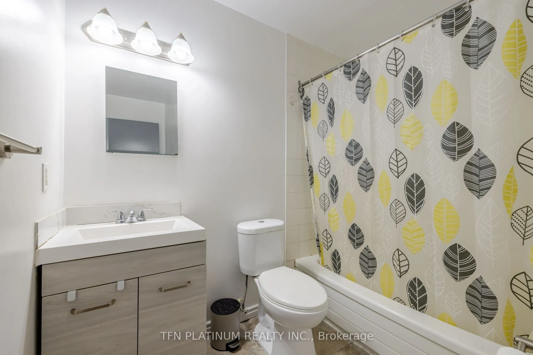 136 Conway Drive, #82