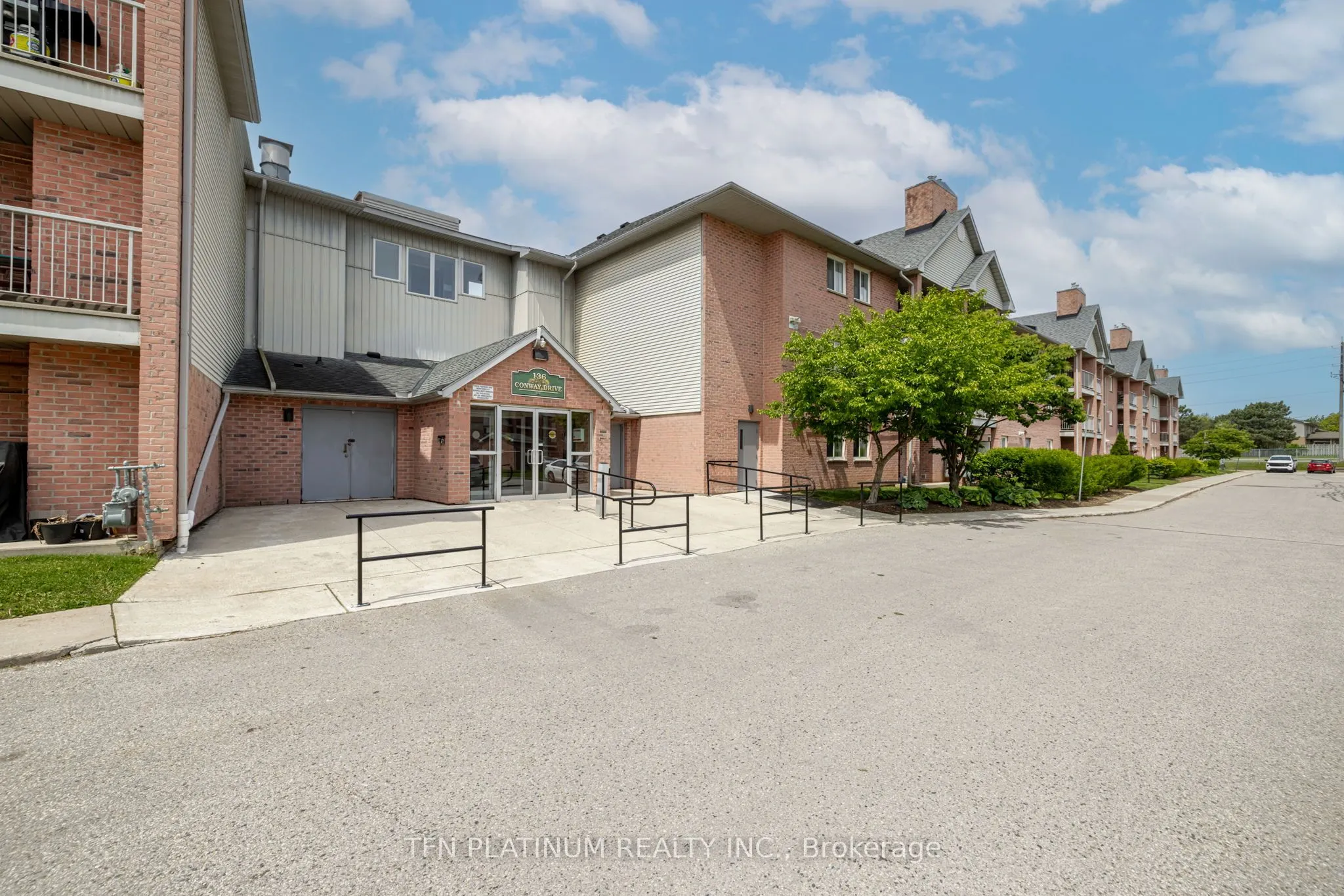 136 Conway Drive, #82