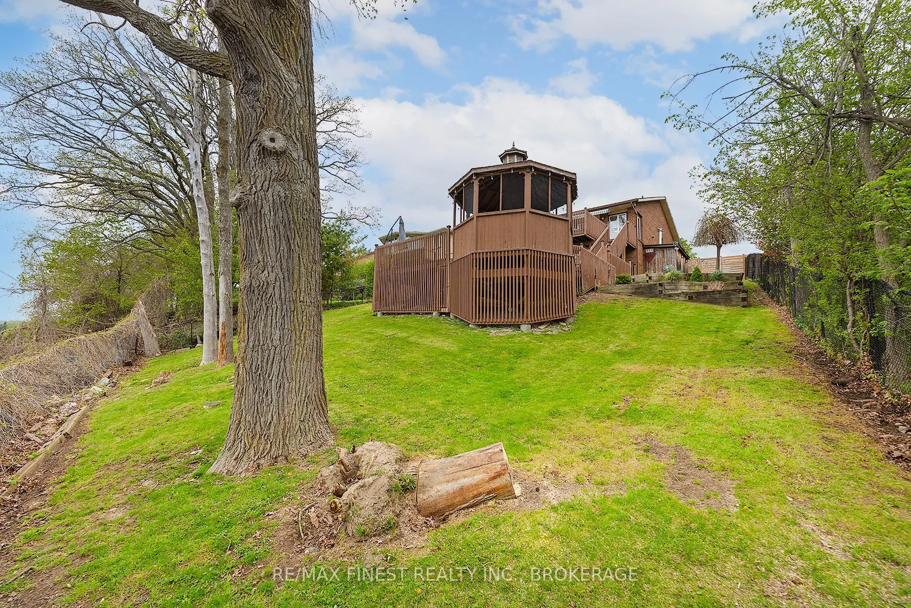 593 Forest Hill Drive
