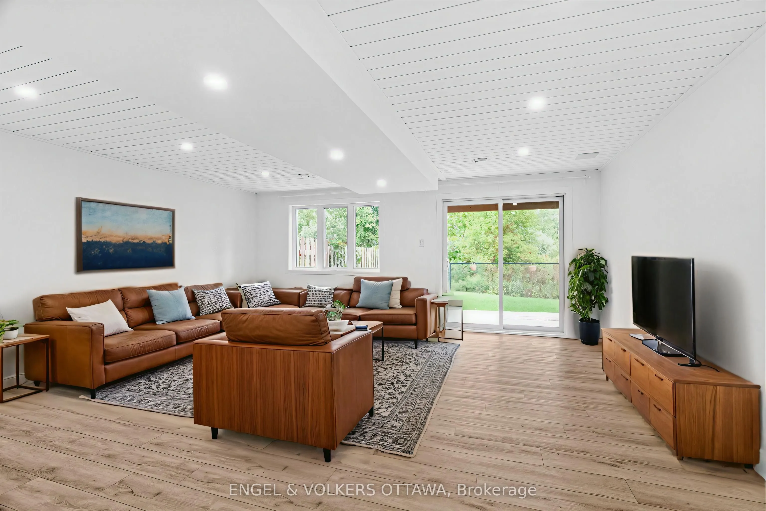 2269 Marble Crescent