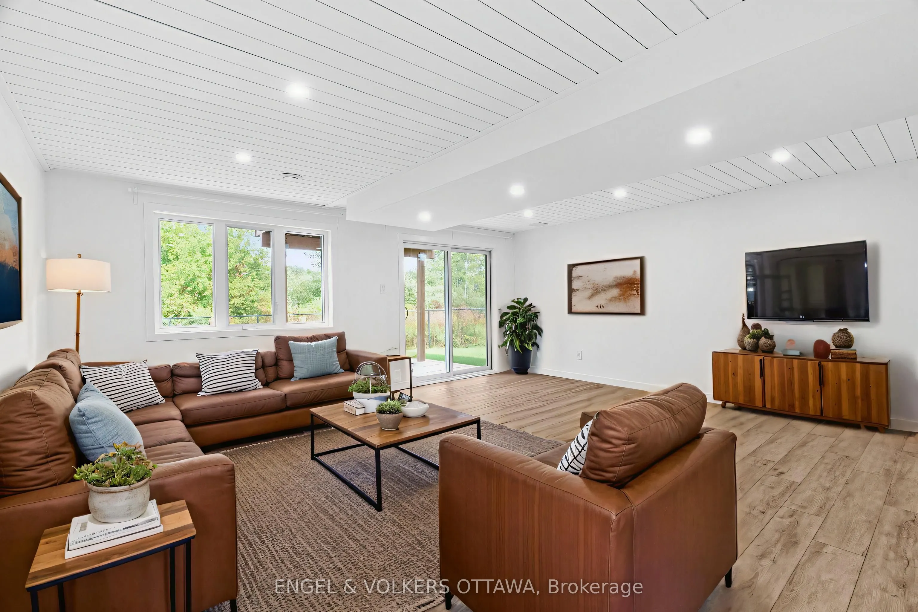 2269 Marble Crescent