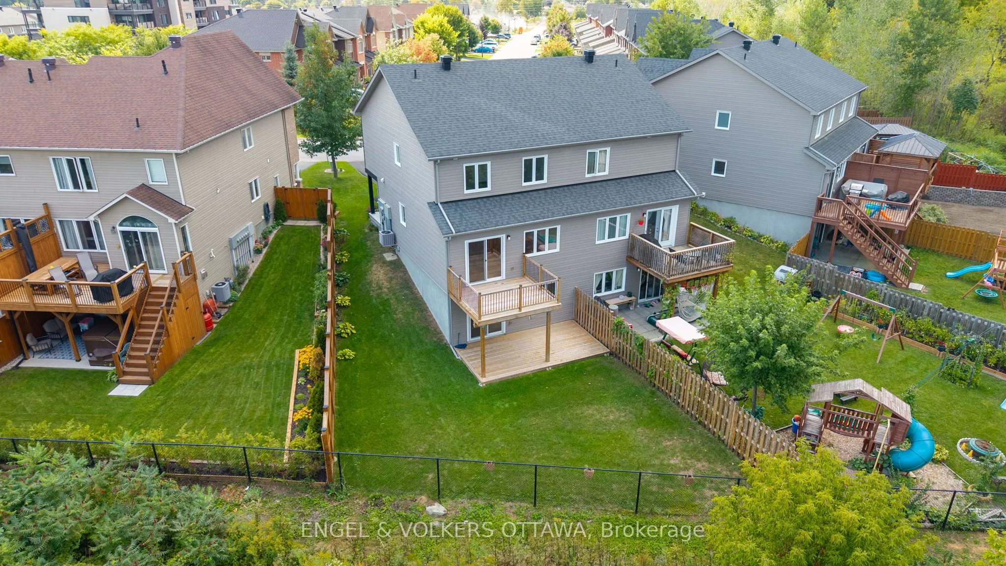 2269 Marble Crescent