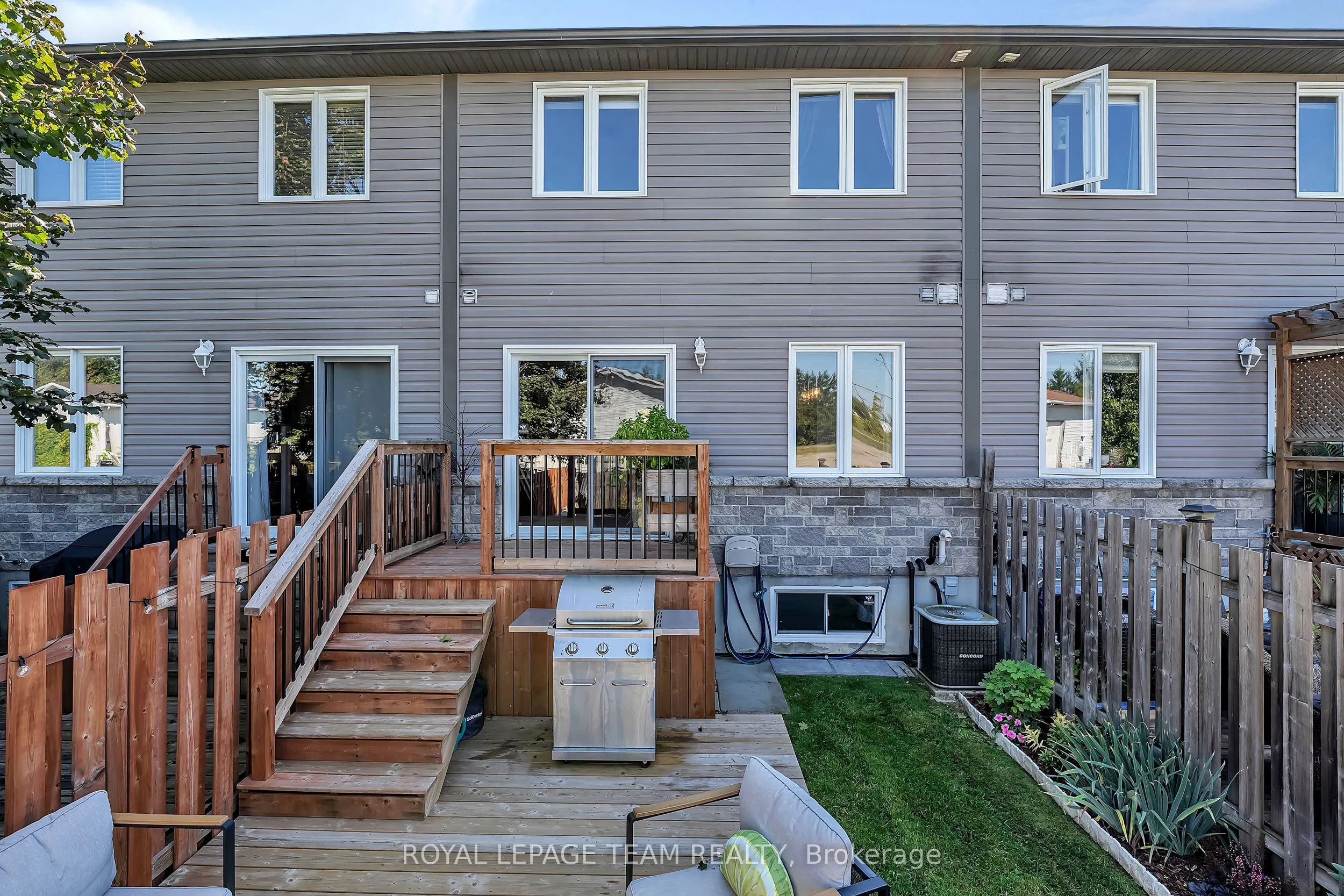 111 Raina Way