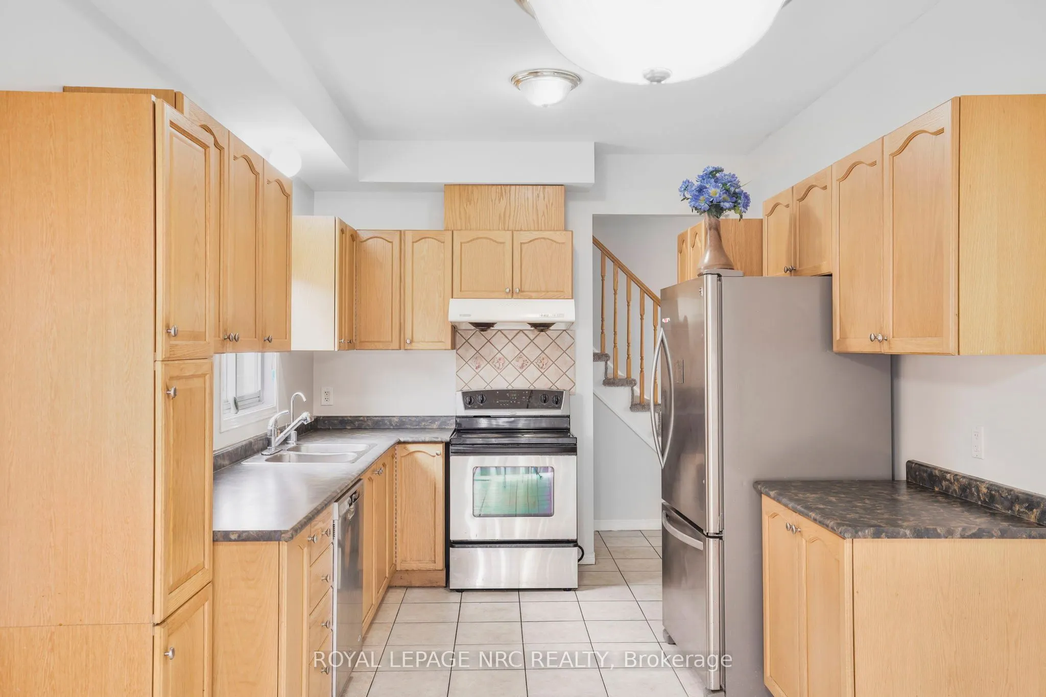 11 Meadow Wood Crescent, #Upper