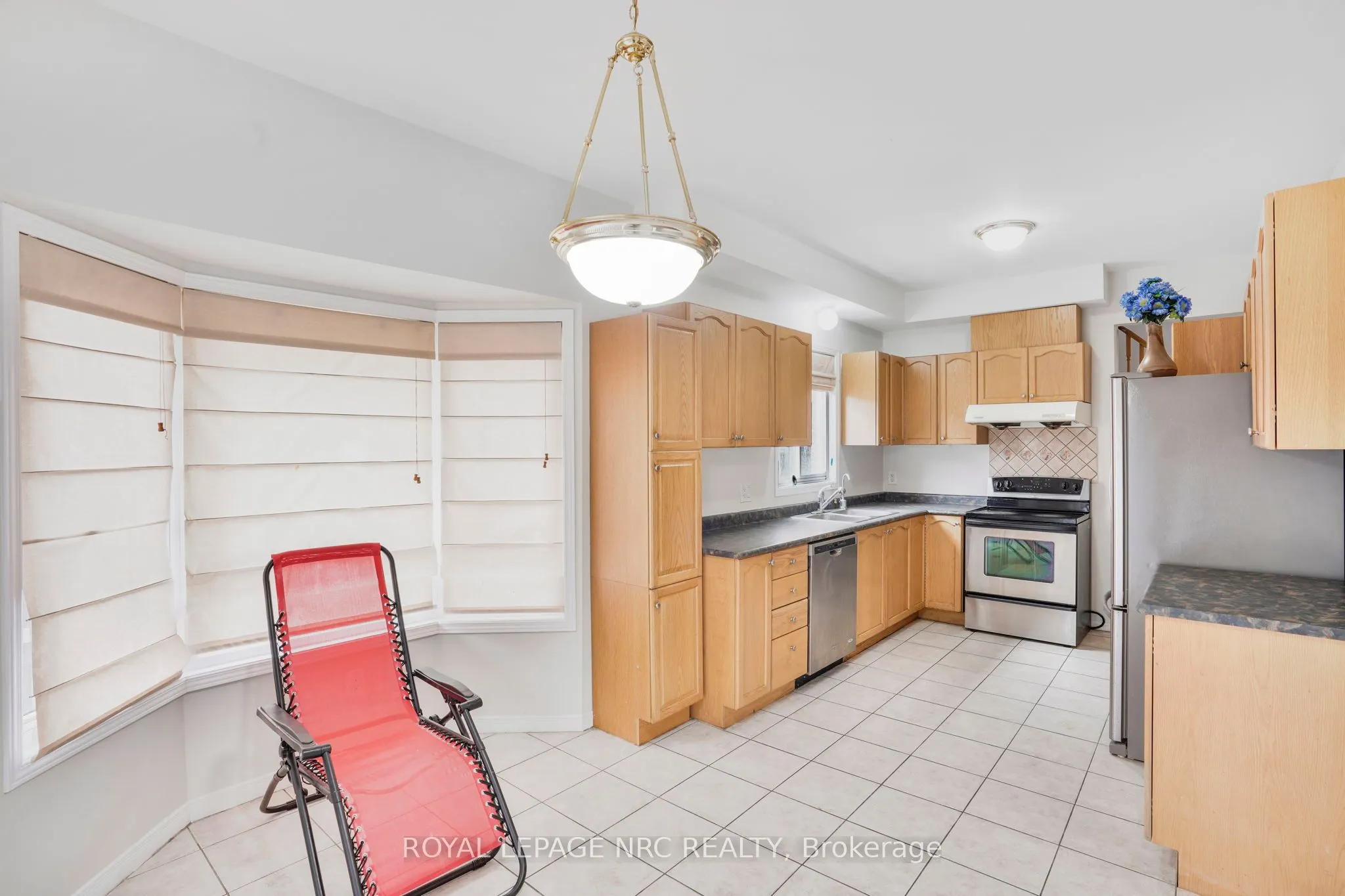 11 Meadow Wood Crescent, #Upper