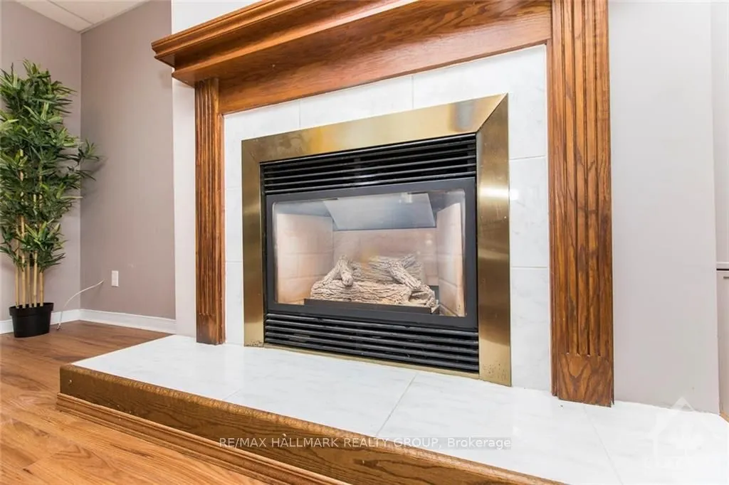 132 Flora Street W, #1