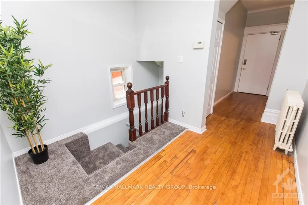 132 Flora Street W, #1