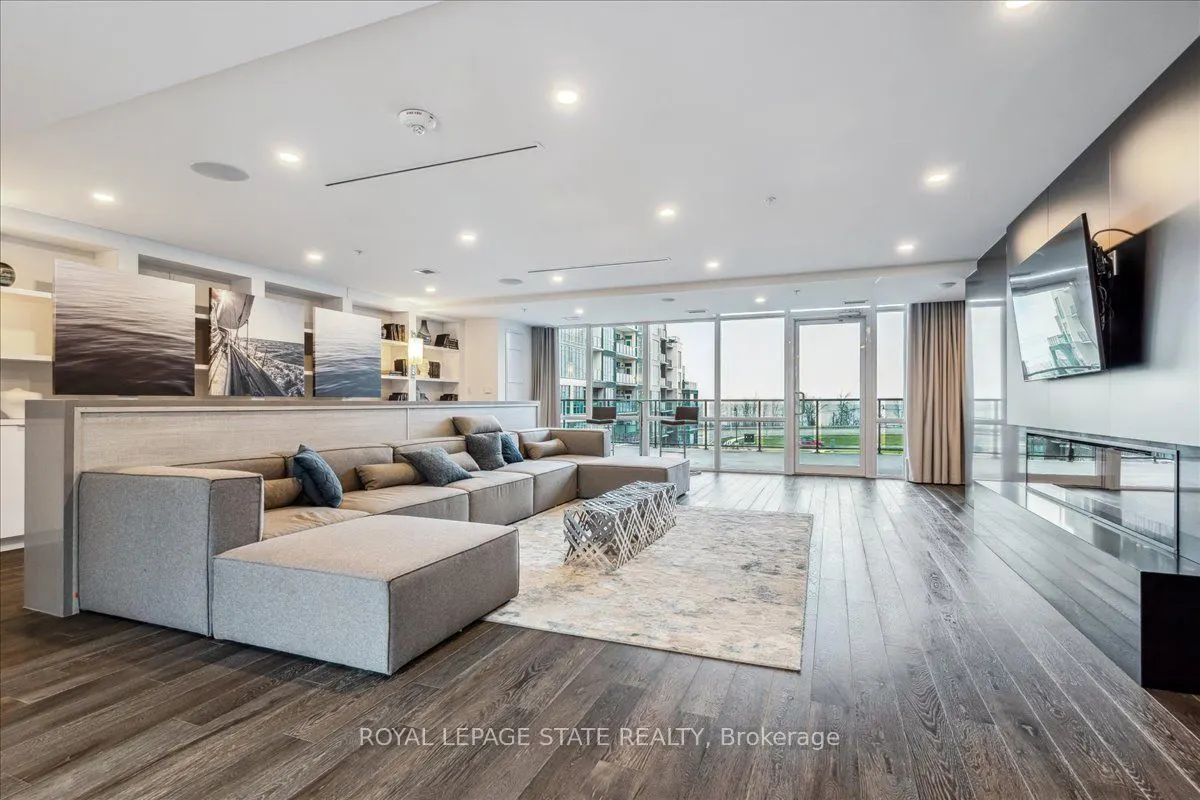 16 Concord Place, #50