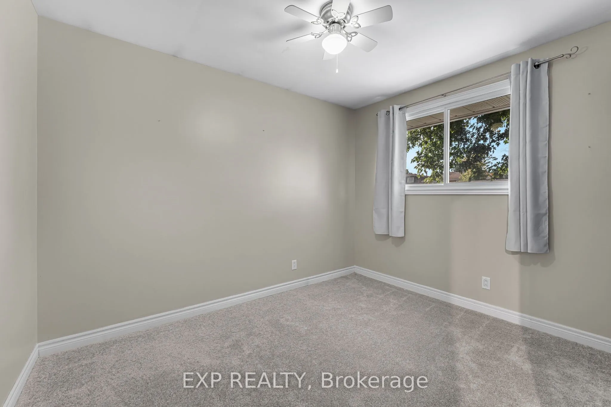 27 Locke Avenue