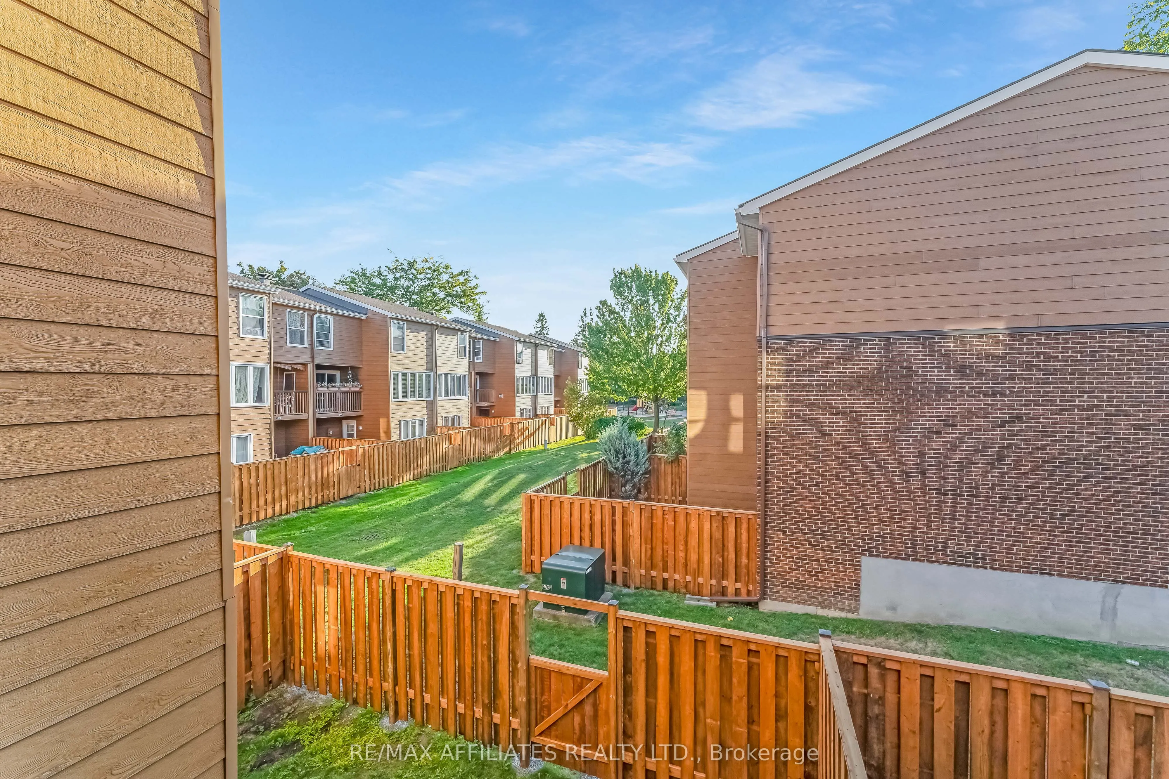 2101 Eric Crescent, #57
