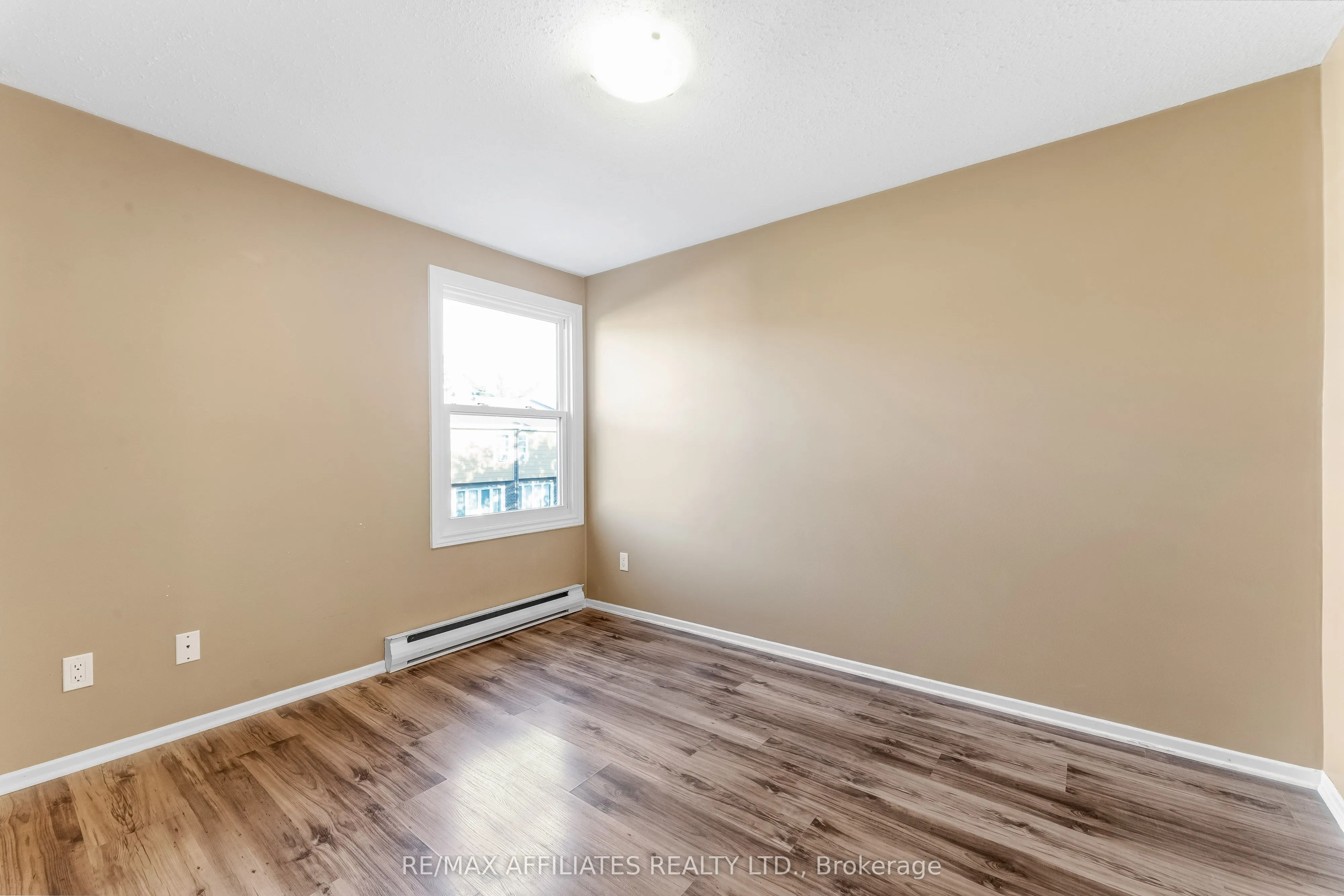 2101 Eric Crescent, #57
