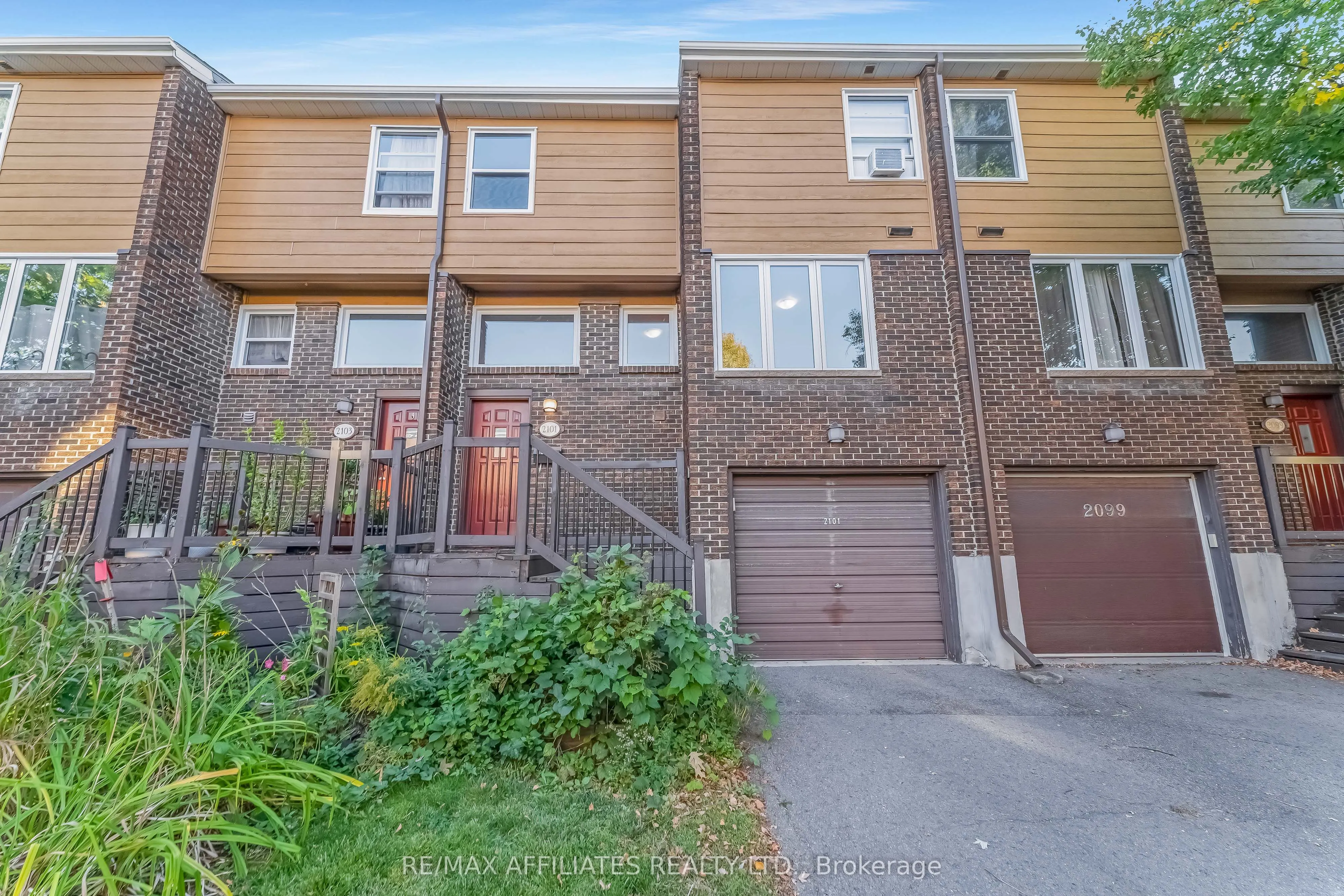 2101 Eric Crescent, #57