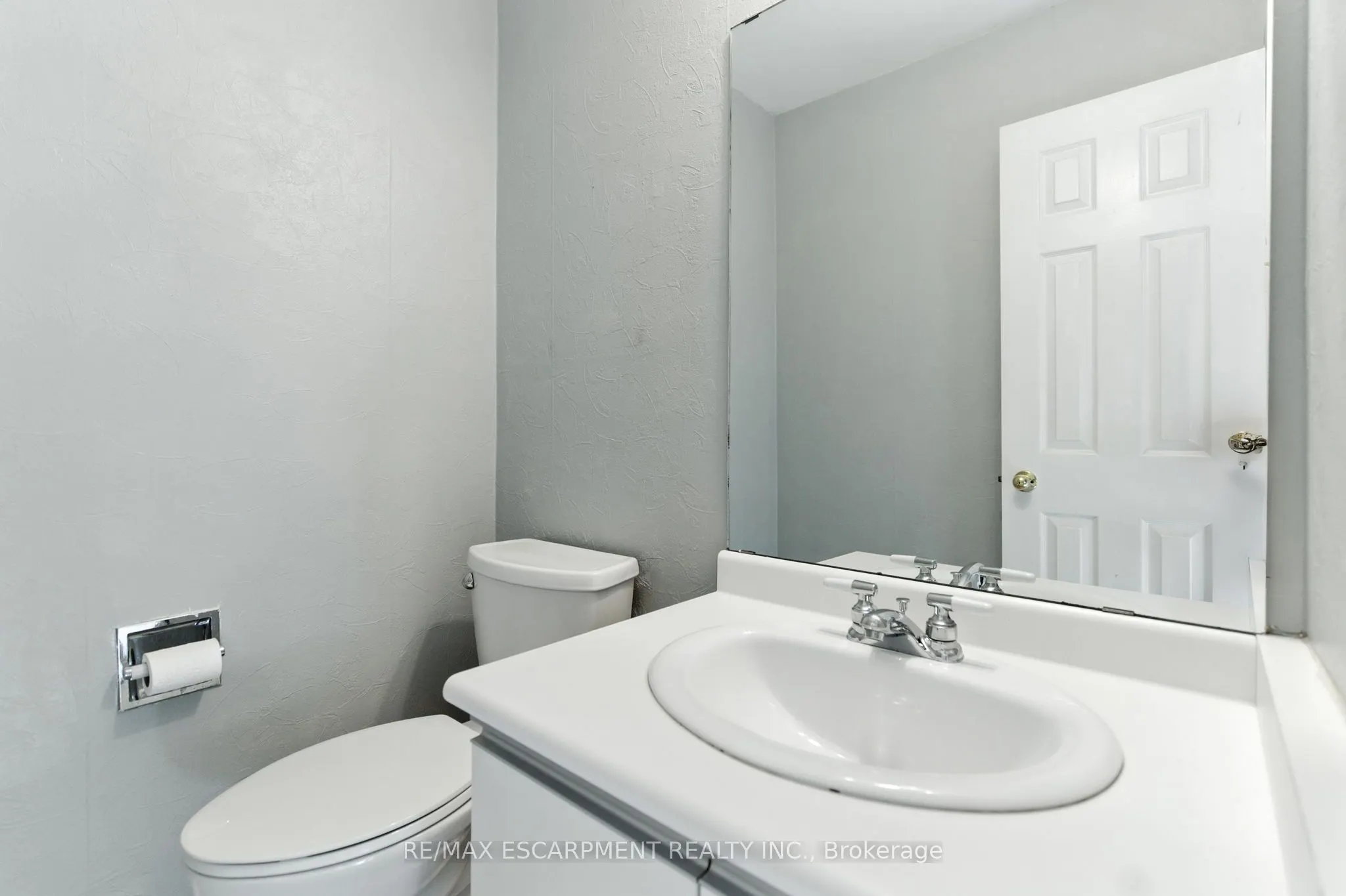 79 Braeheid Avenue, #18