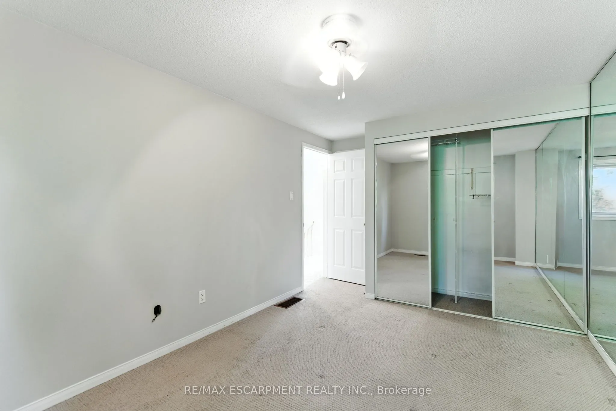 79 Braeheid Avenue, #18