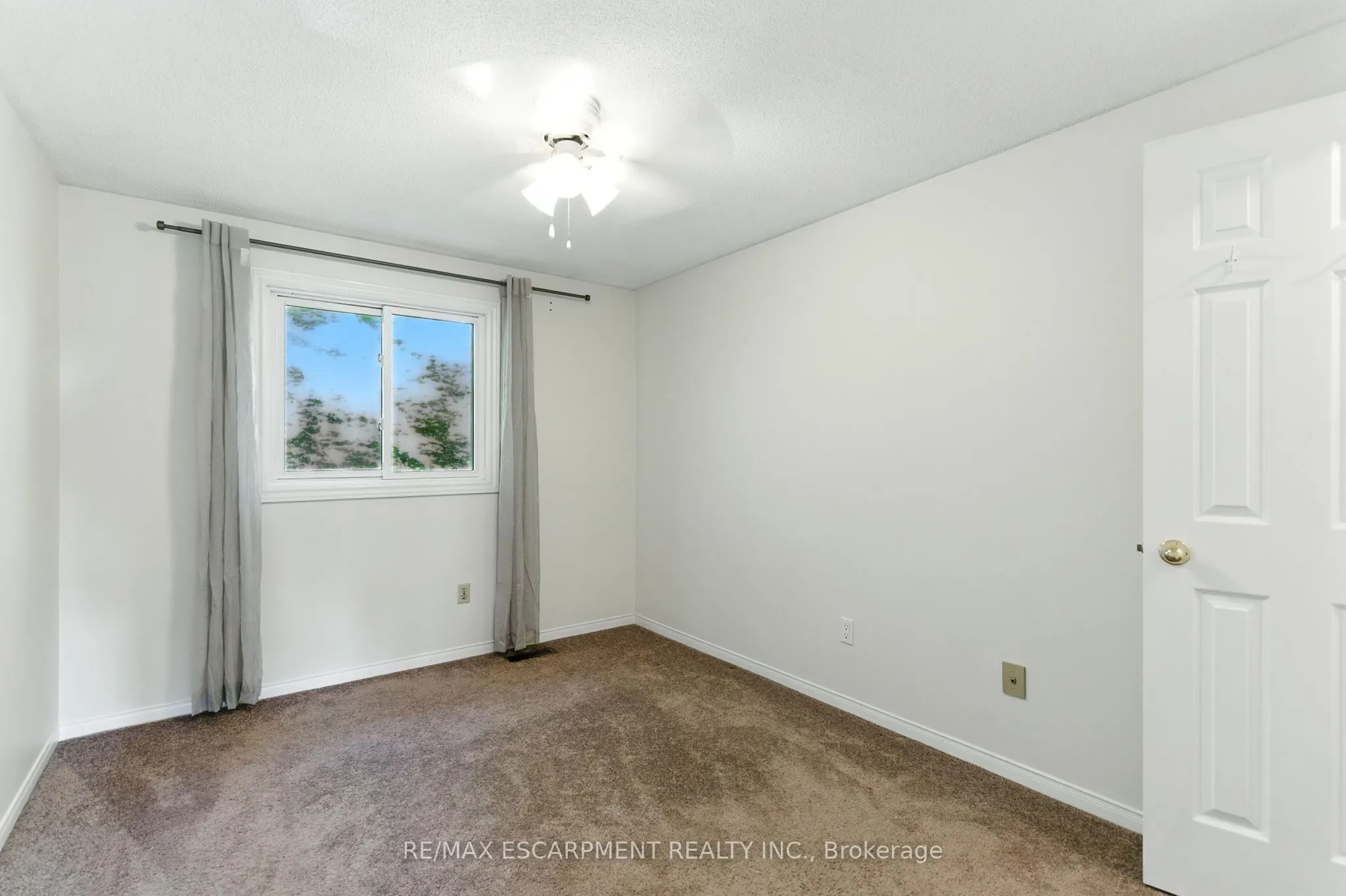 79 Braeheid Avenue, #18