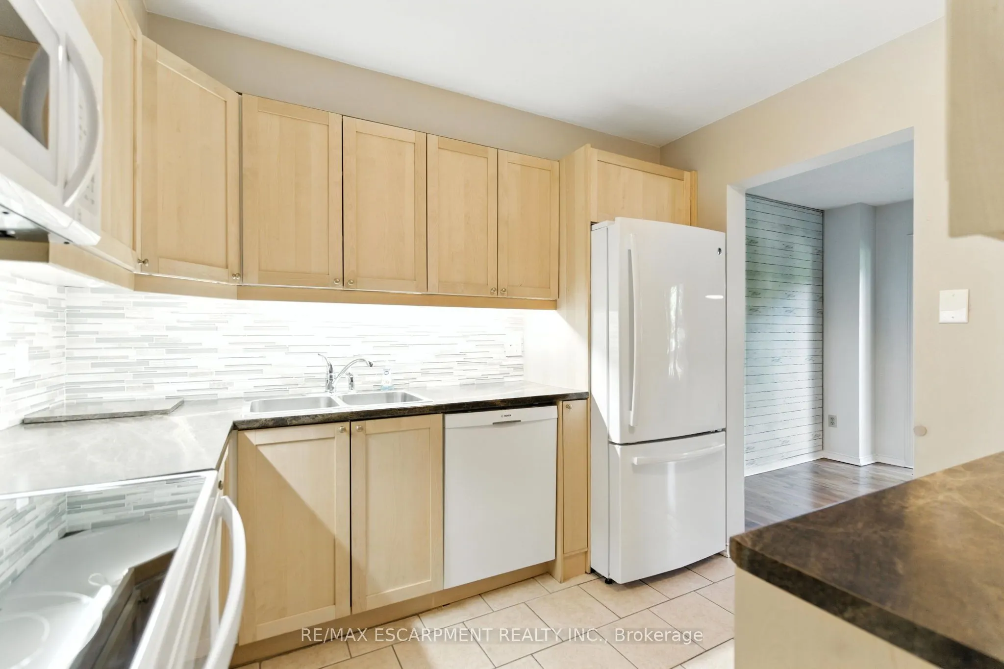 79 Braeheid Avenue, #18