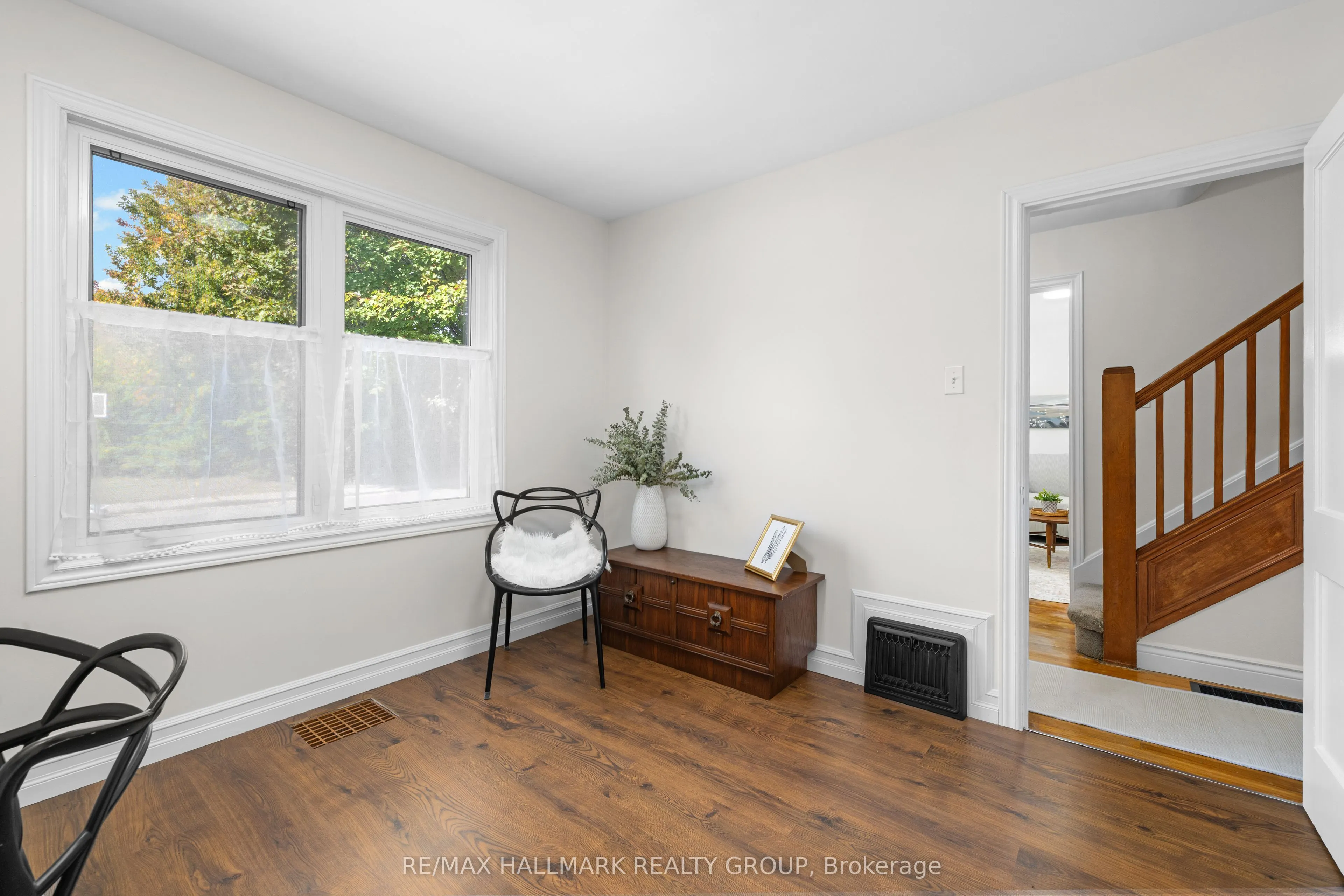 337 Hinton Avenue S