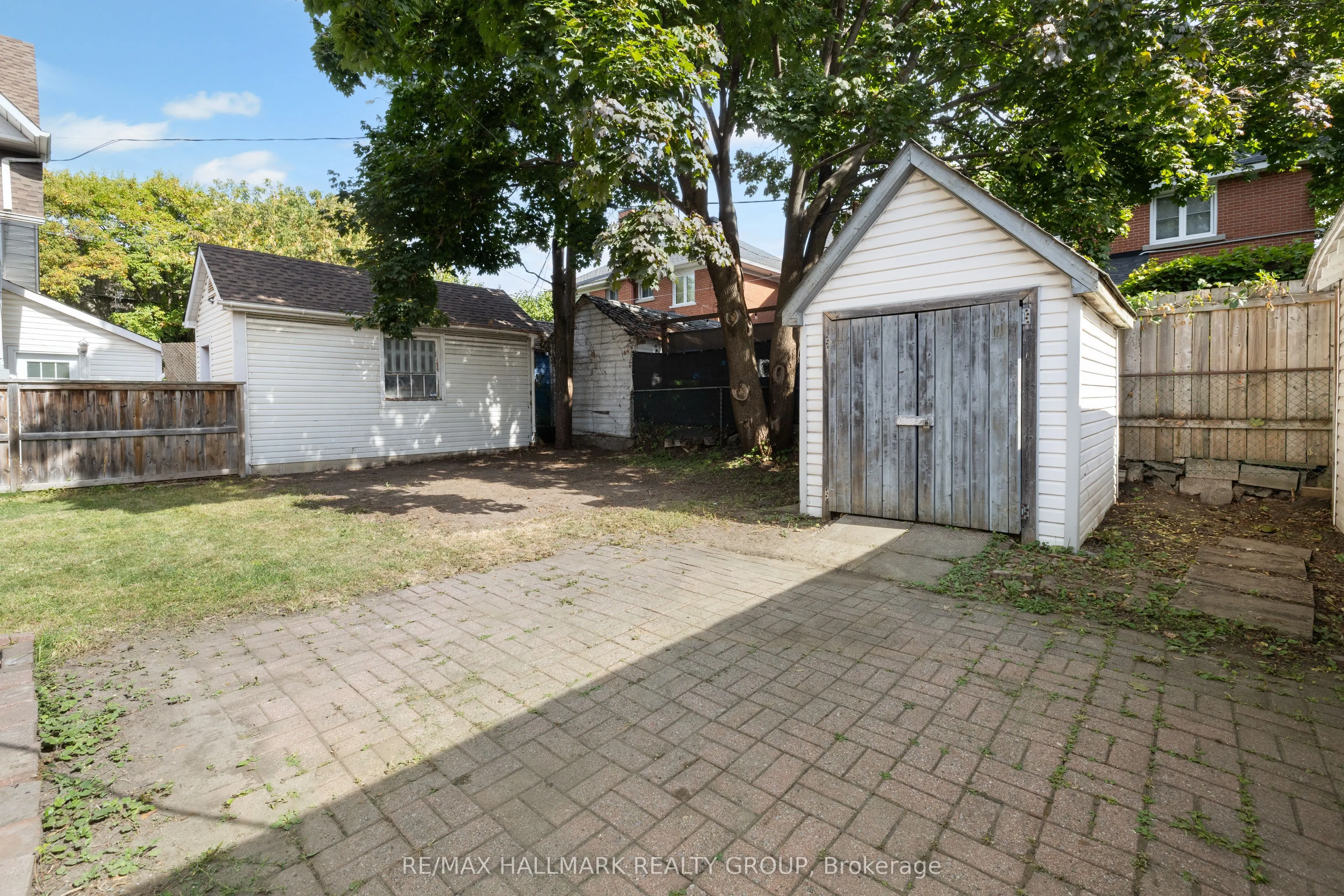 337 Hinton Avenue S