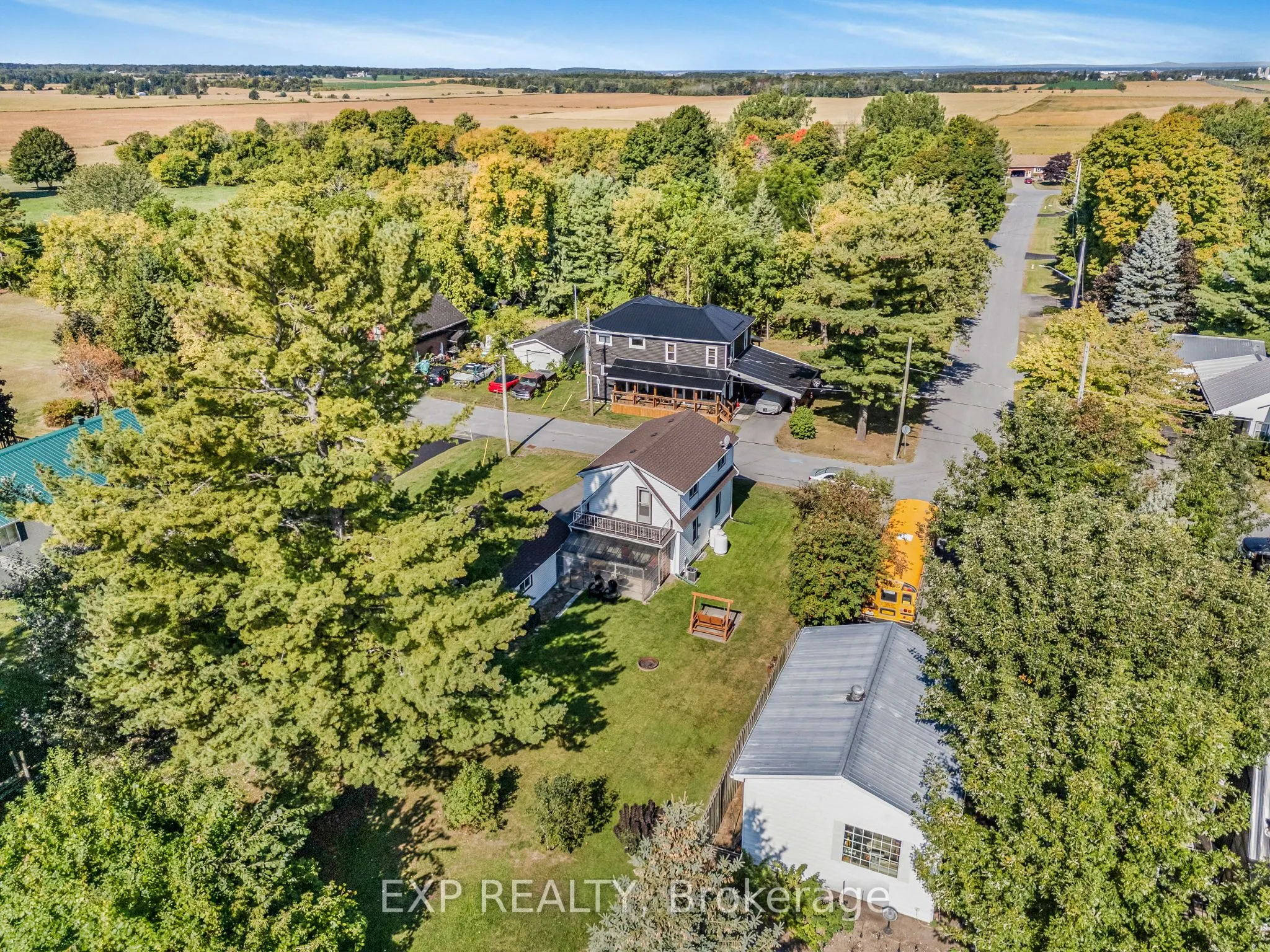 26 Alexander Street W