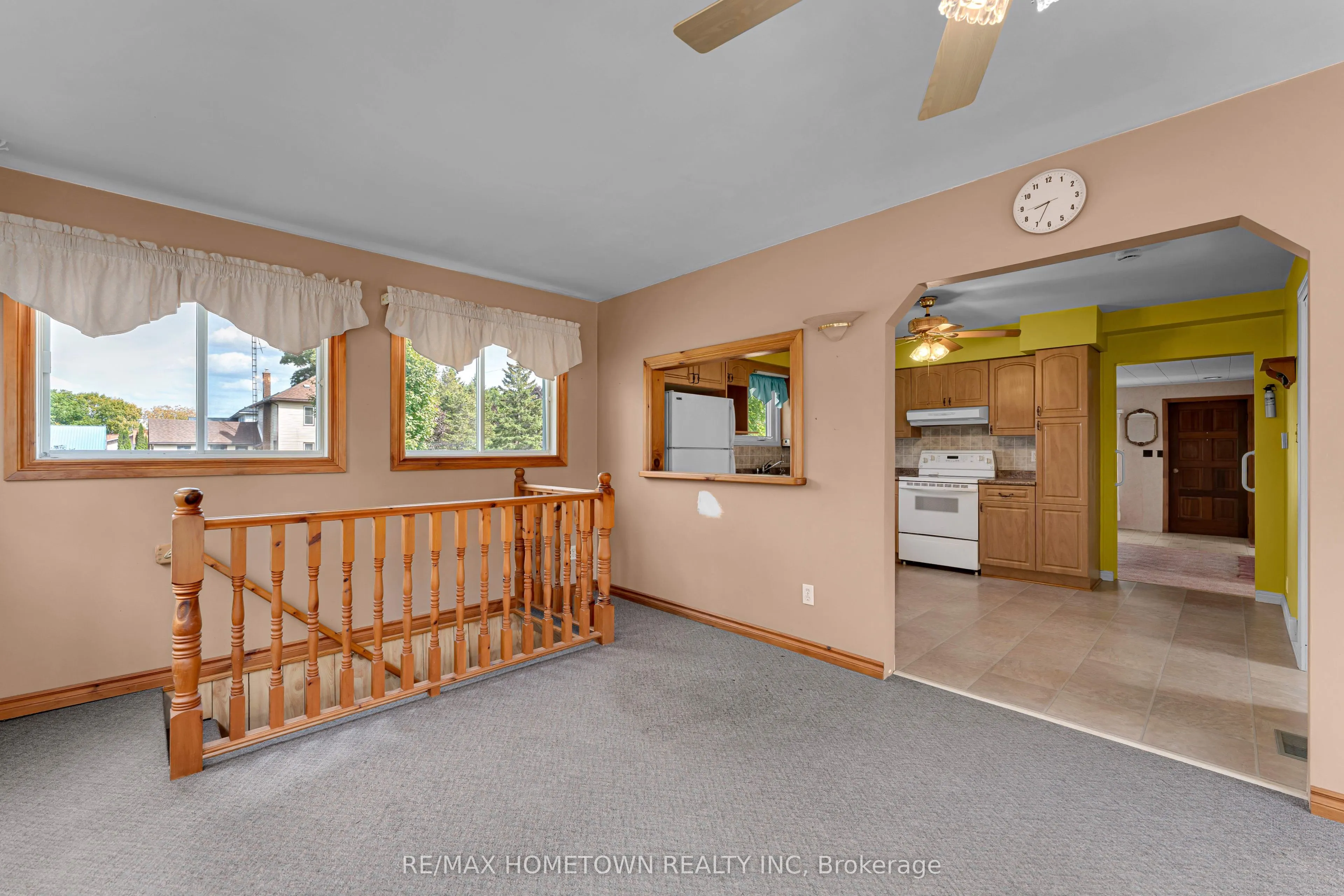 28 Wiltse Street E