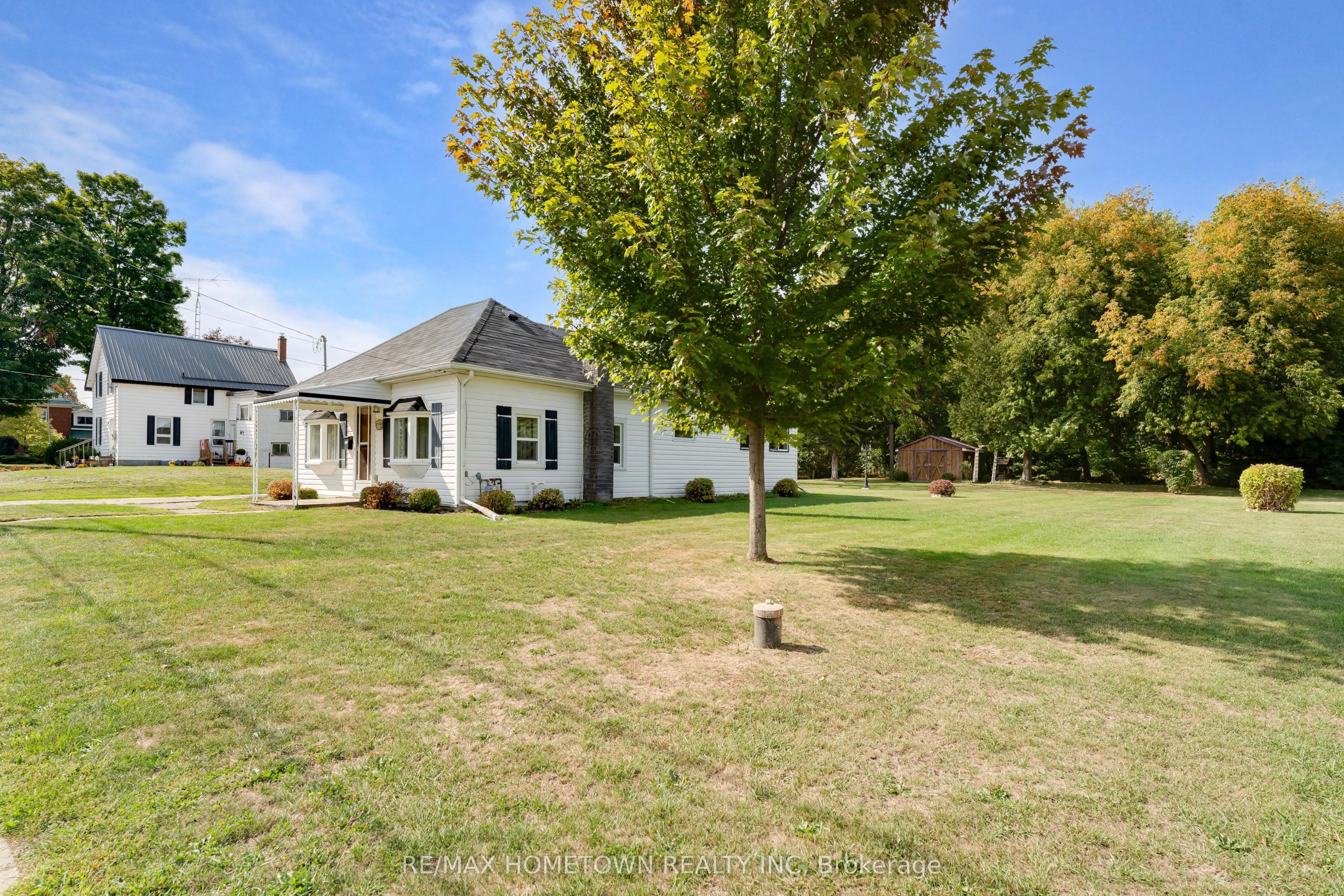 28 Wiltse Street E
