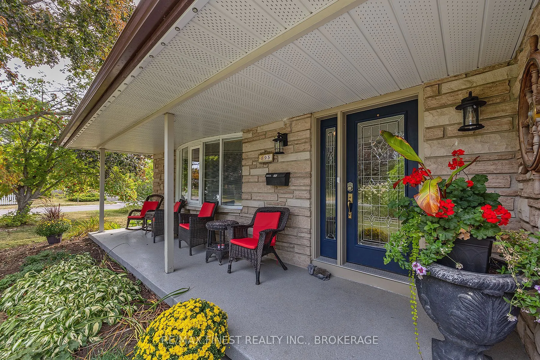 895 Brodie Avenue