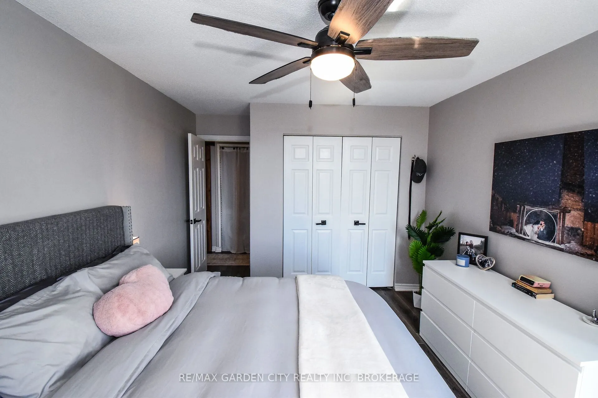 75 Glenburn Court, #811