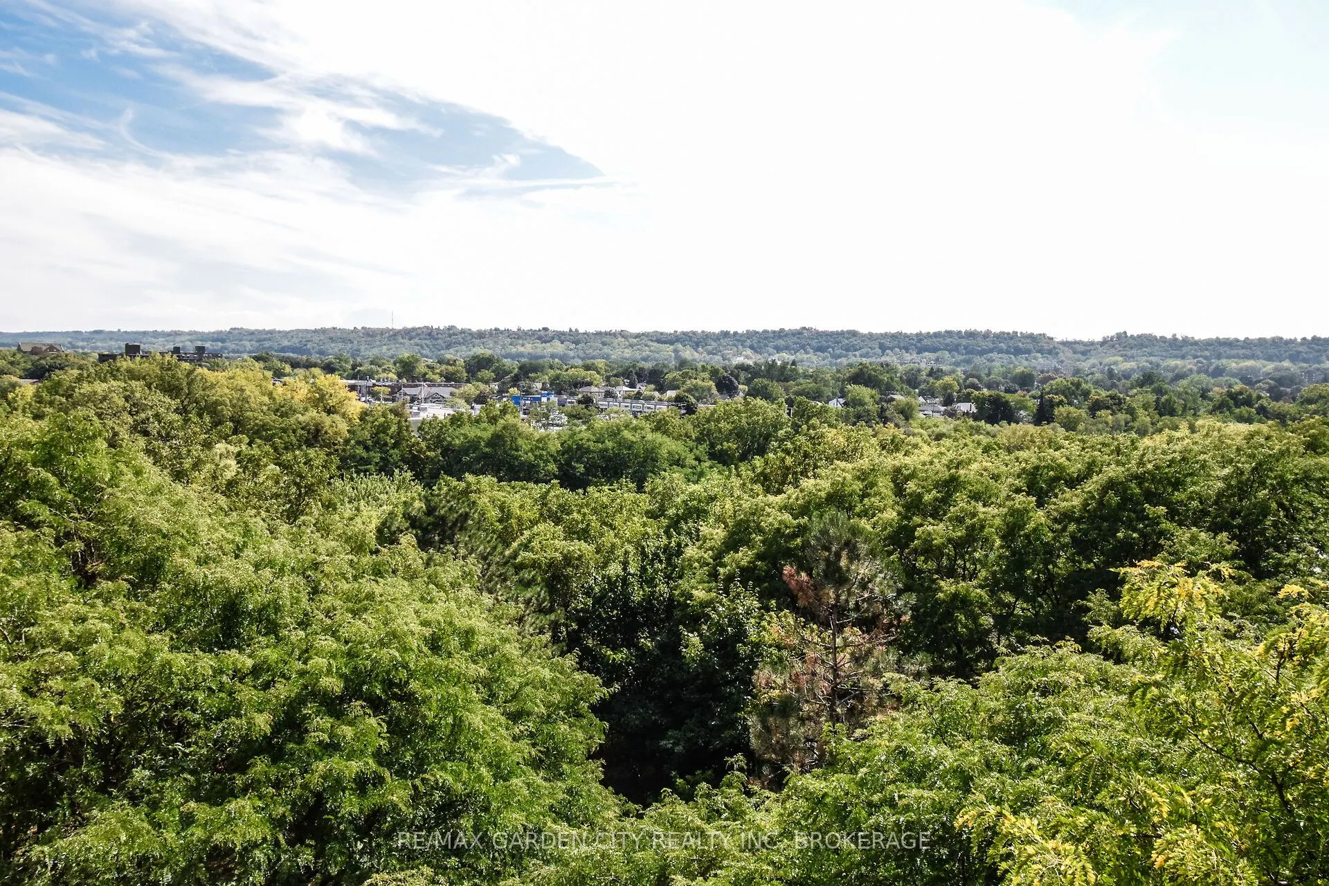 75 Glenburn Court, #811