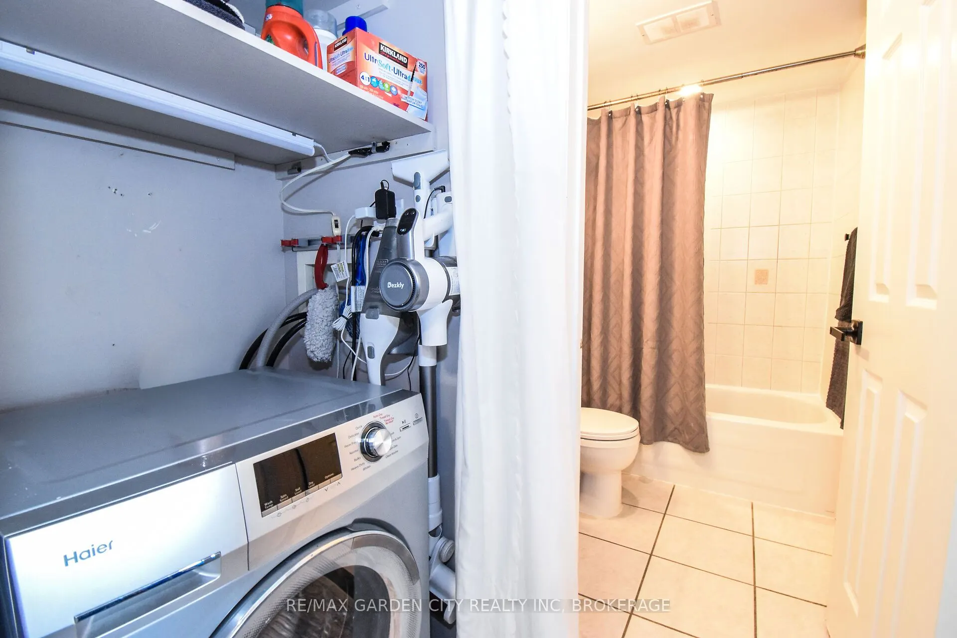 75 Glenburn Court, #811
