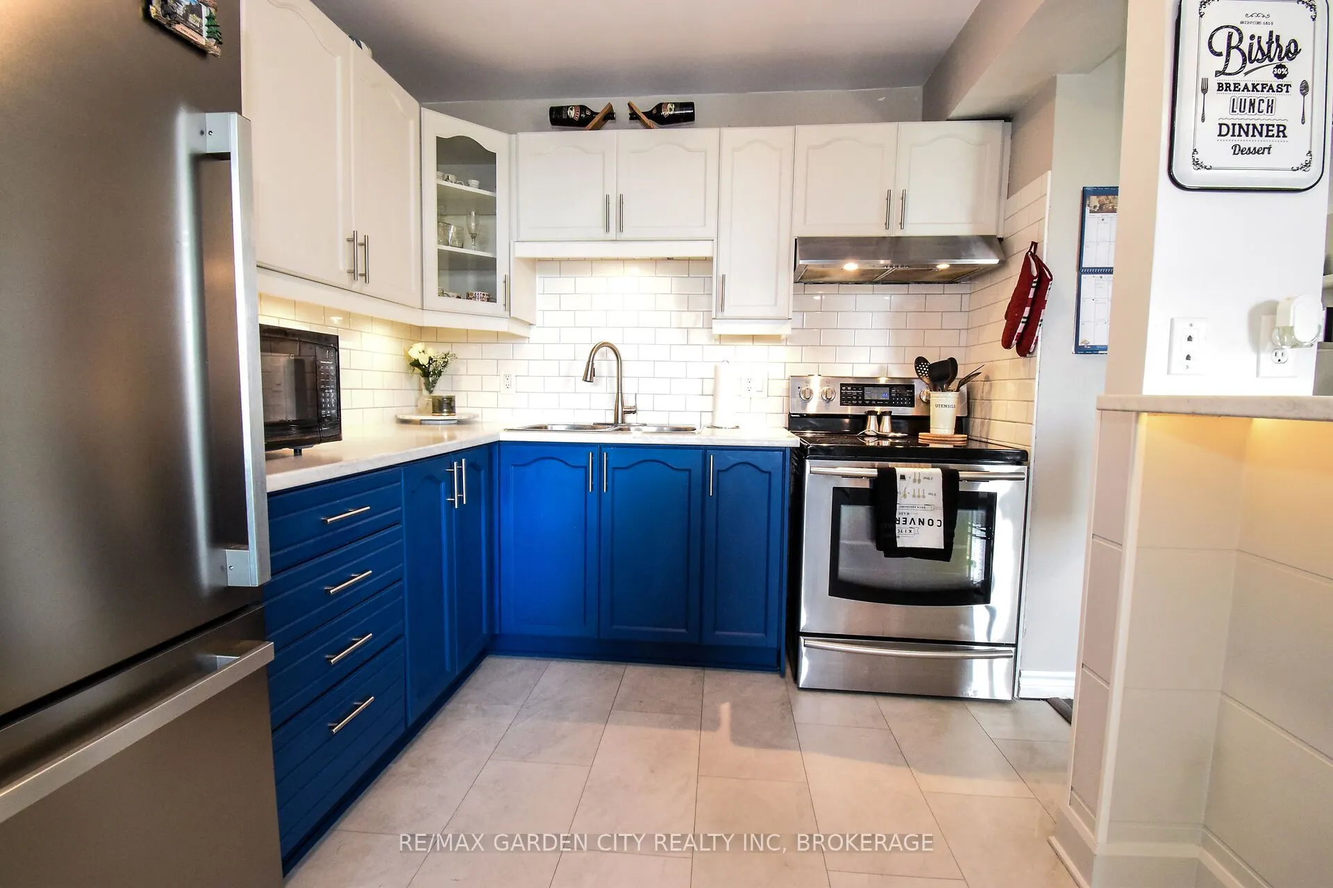 75 Glenburn Court, #811