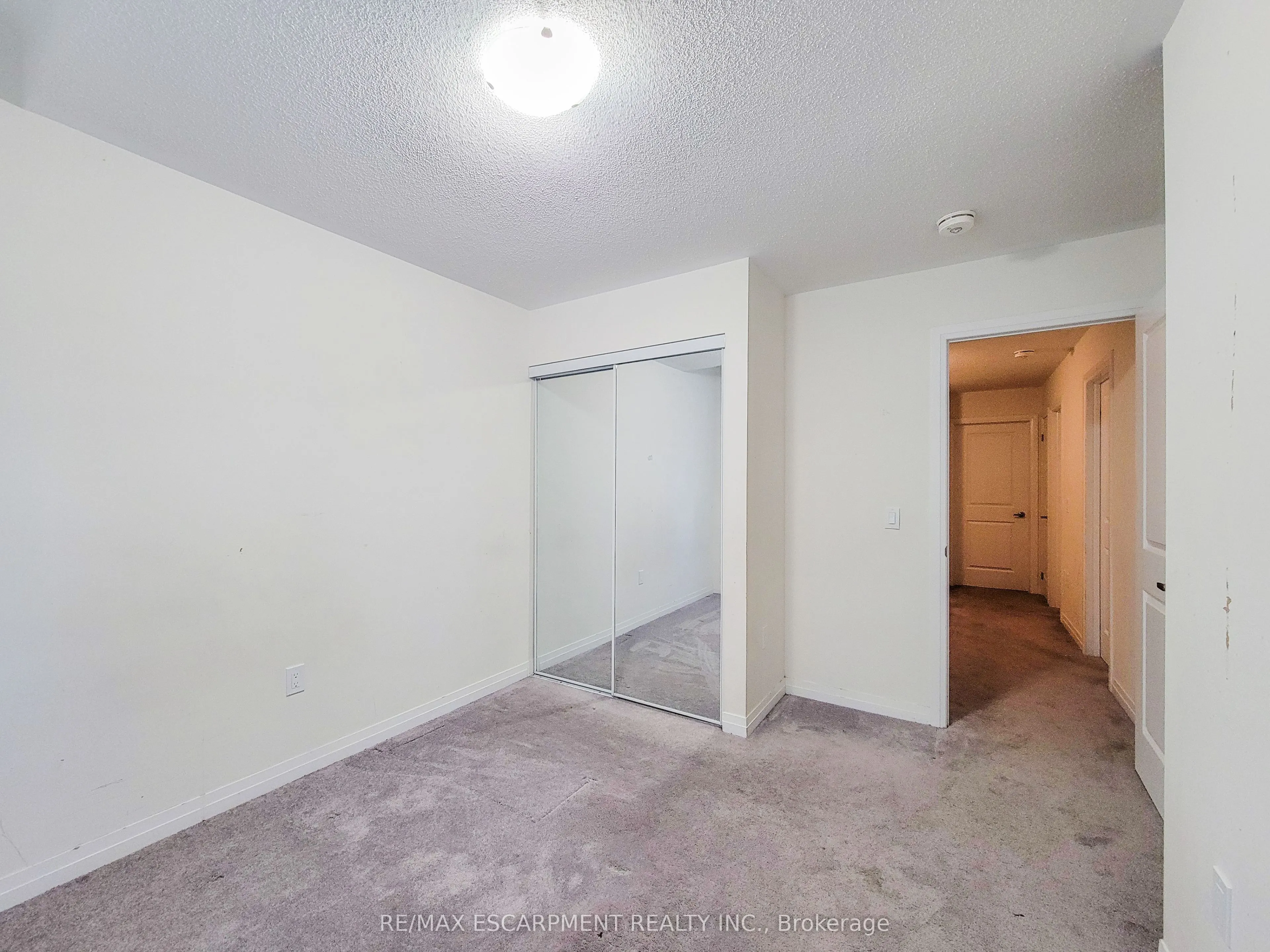 10 Freedom Crescent, #4