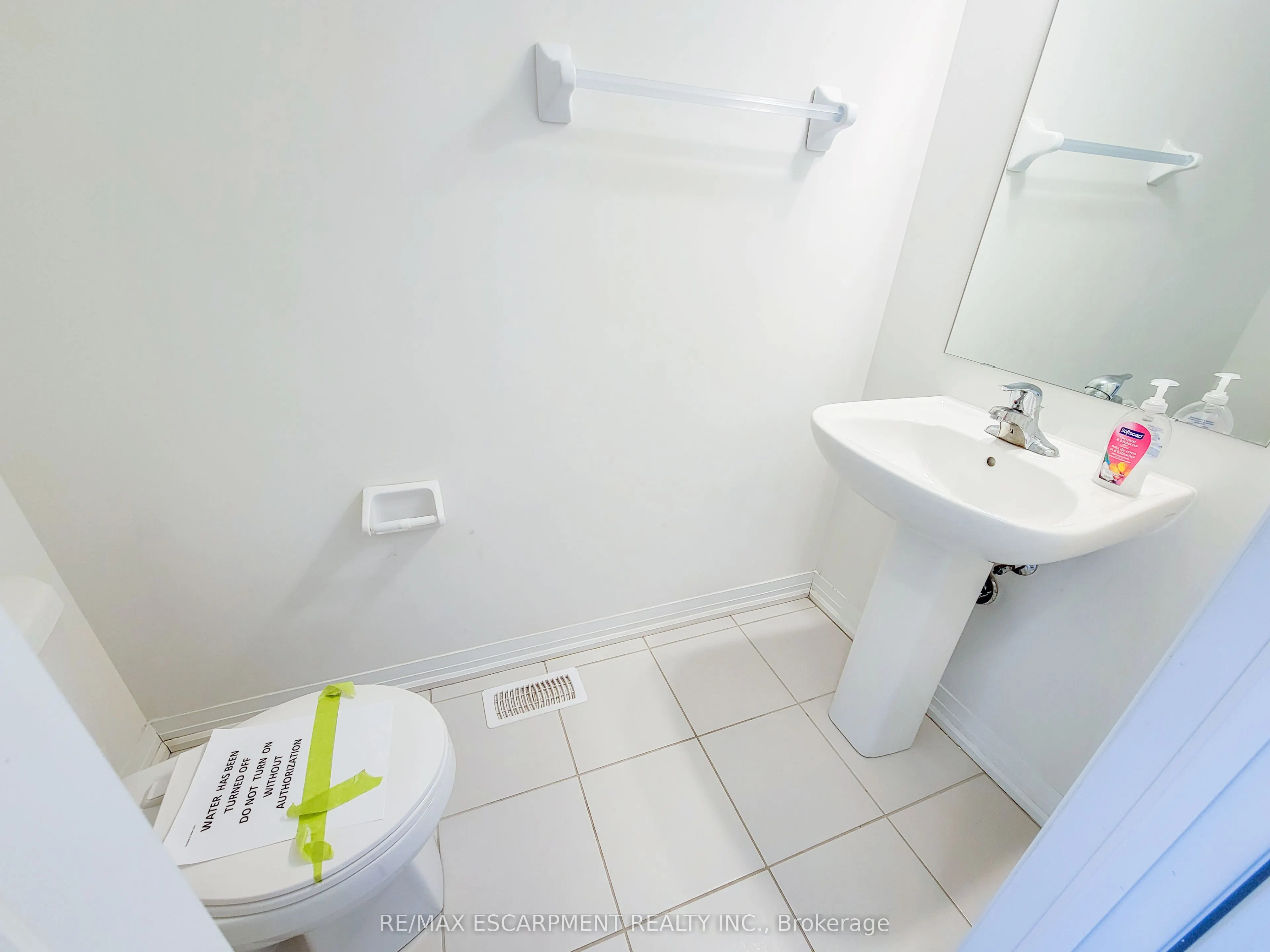 10 Freedom Crescent, #4
