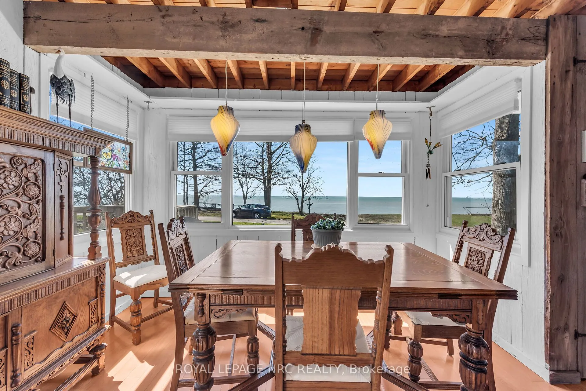 555 Edgewater Place