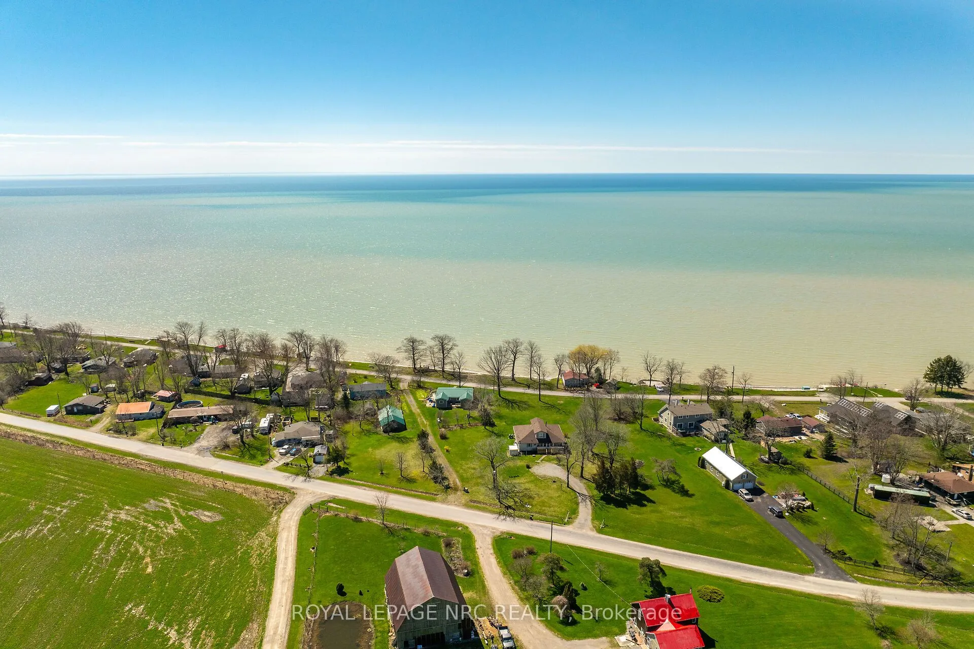 555 Edgewater Place