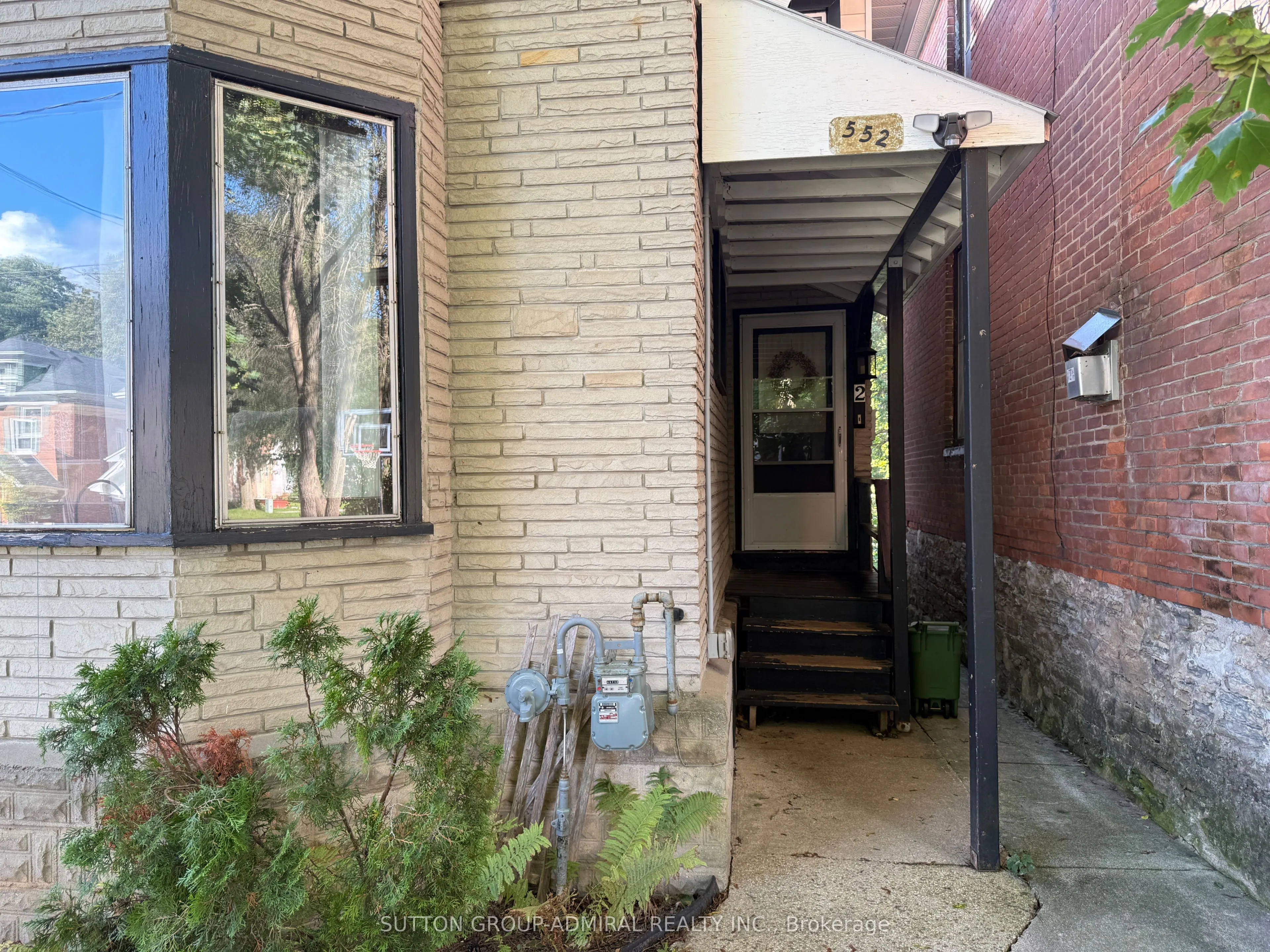 552 4th Avenue, #2
