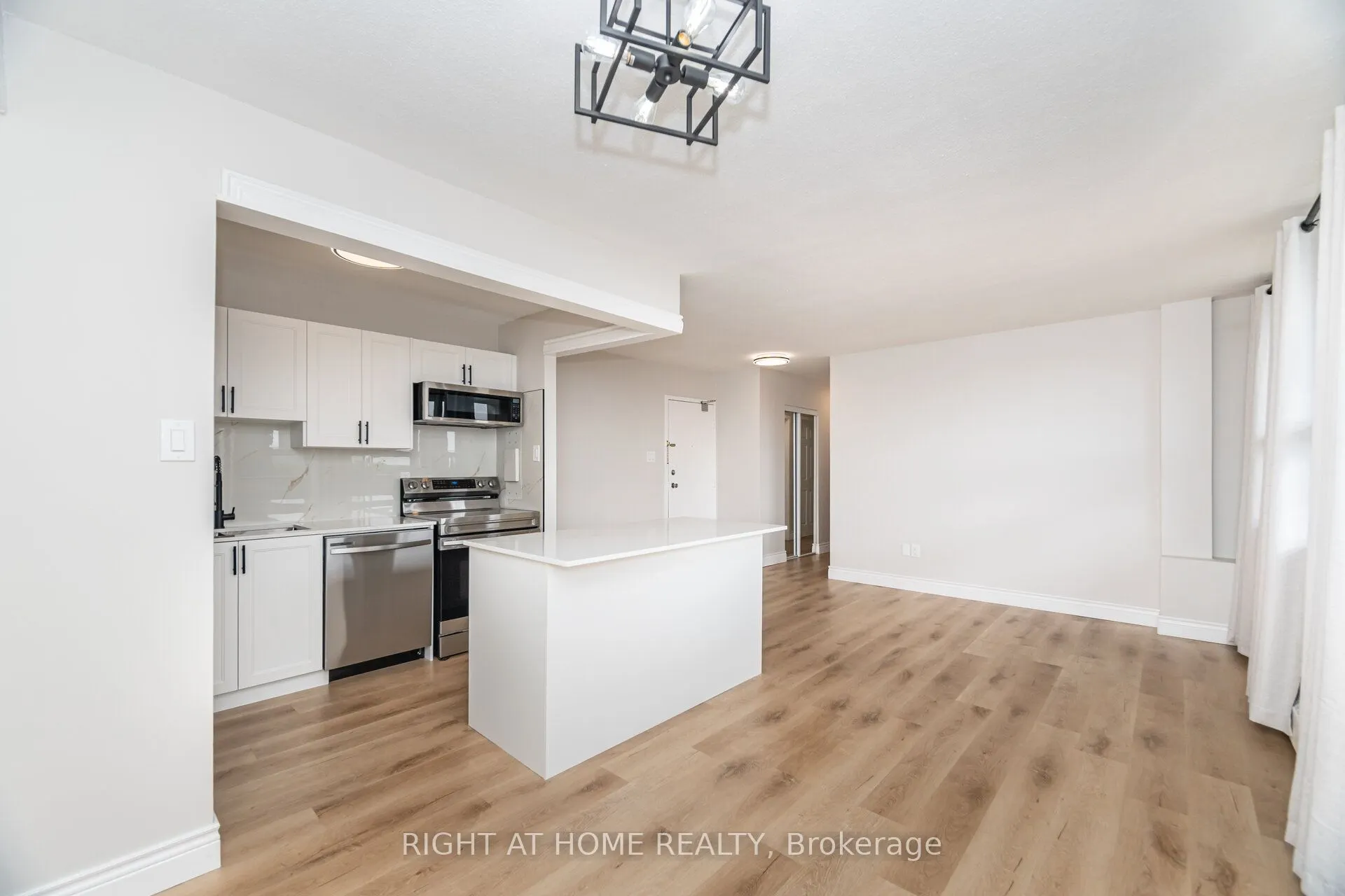 15 Nicklaus Drive, #605