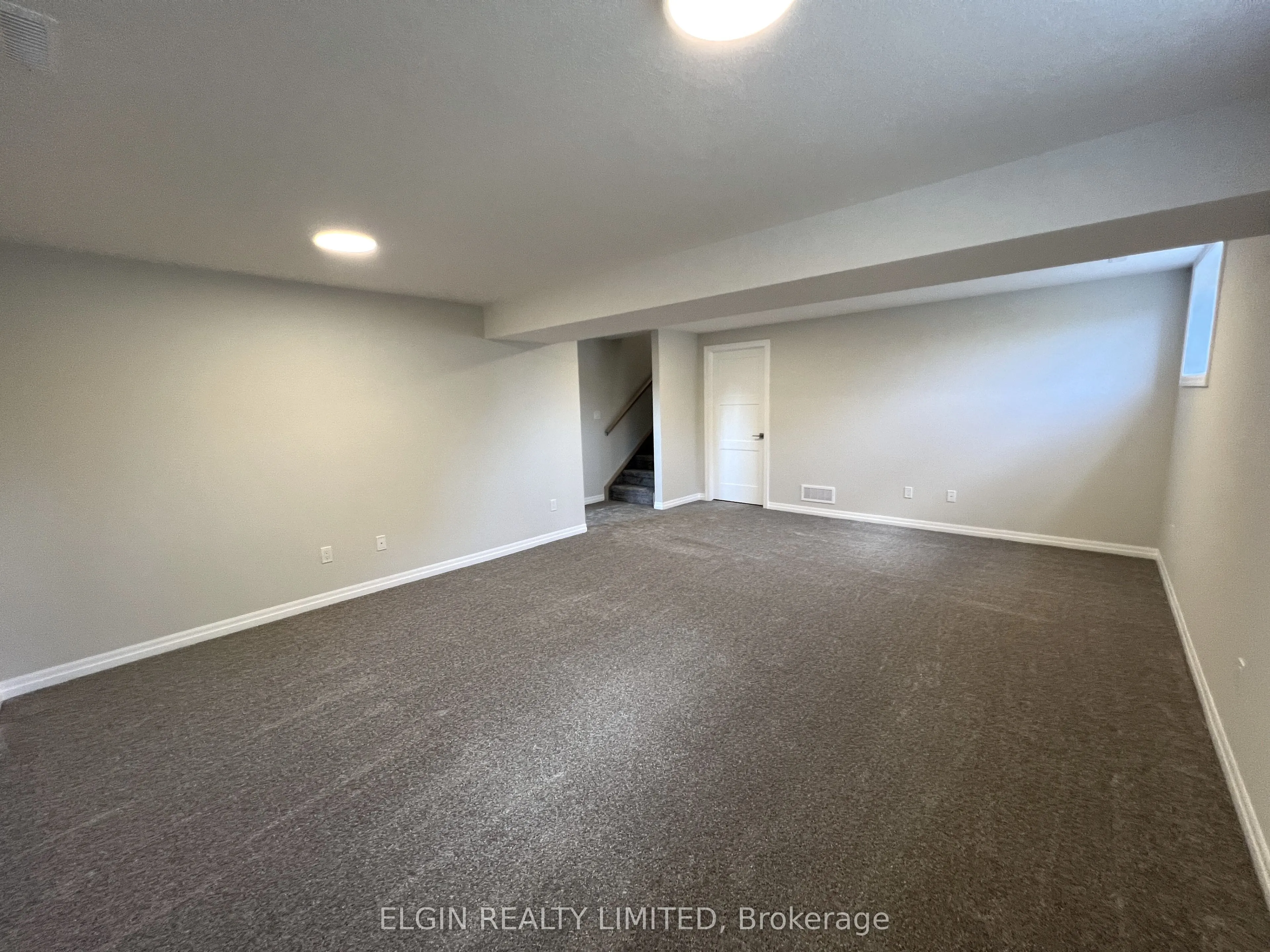 10 Columbus Court