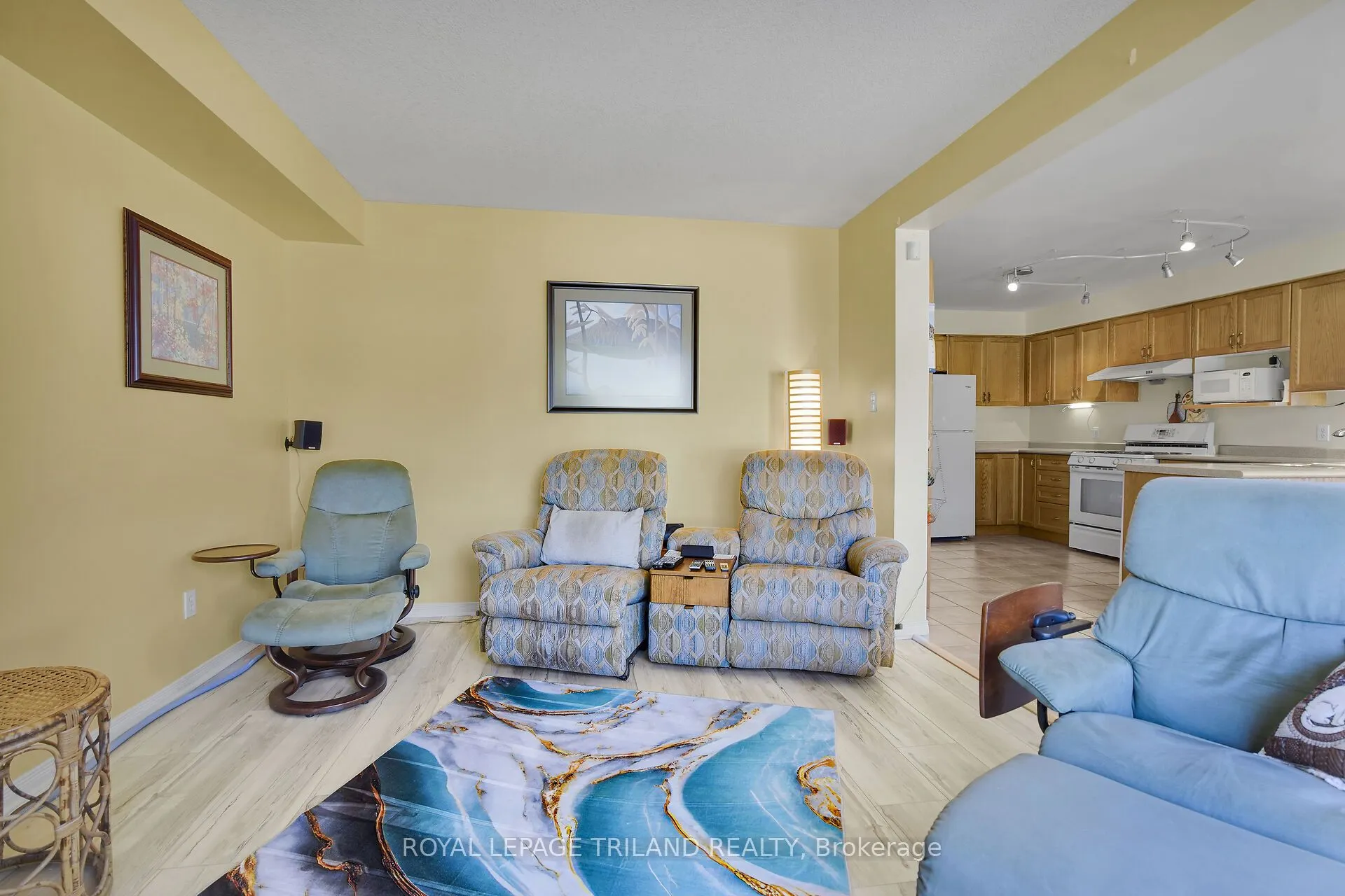 1128 Staghorn Crescent