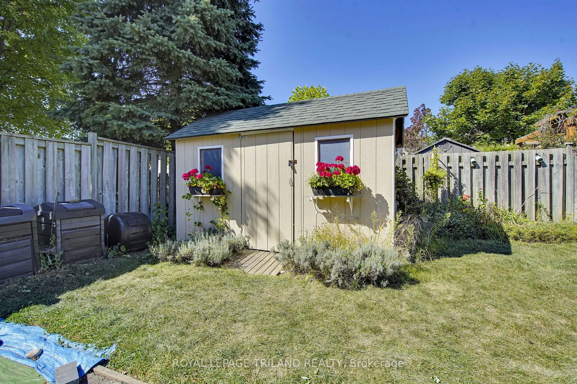 1128 Staghorn Crescent