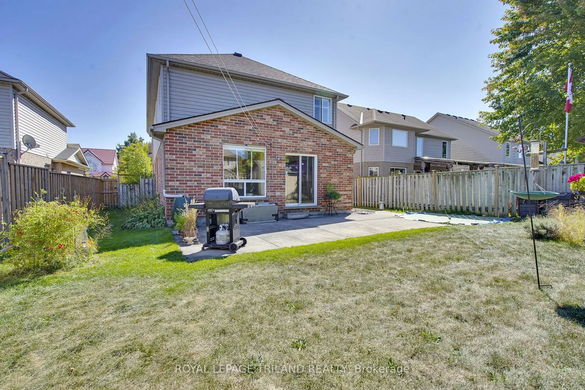 1128 Staghorn Crescent