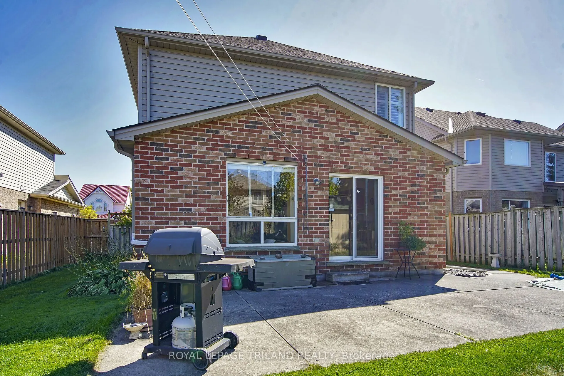 1128 Staghorn Crescent